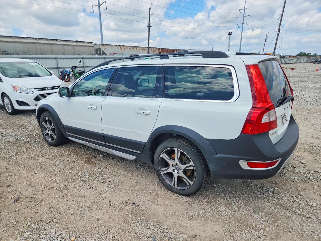 2012 Volvo Xc70 T6 Белый vin: YV4902BZ6C1129211