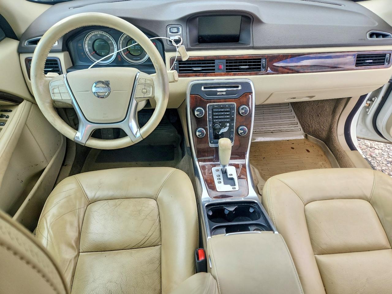 2012 Volvo Xc70 T6 Белый vin: YV4902BZ6C1129211