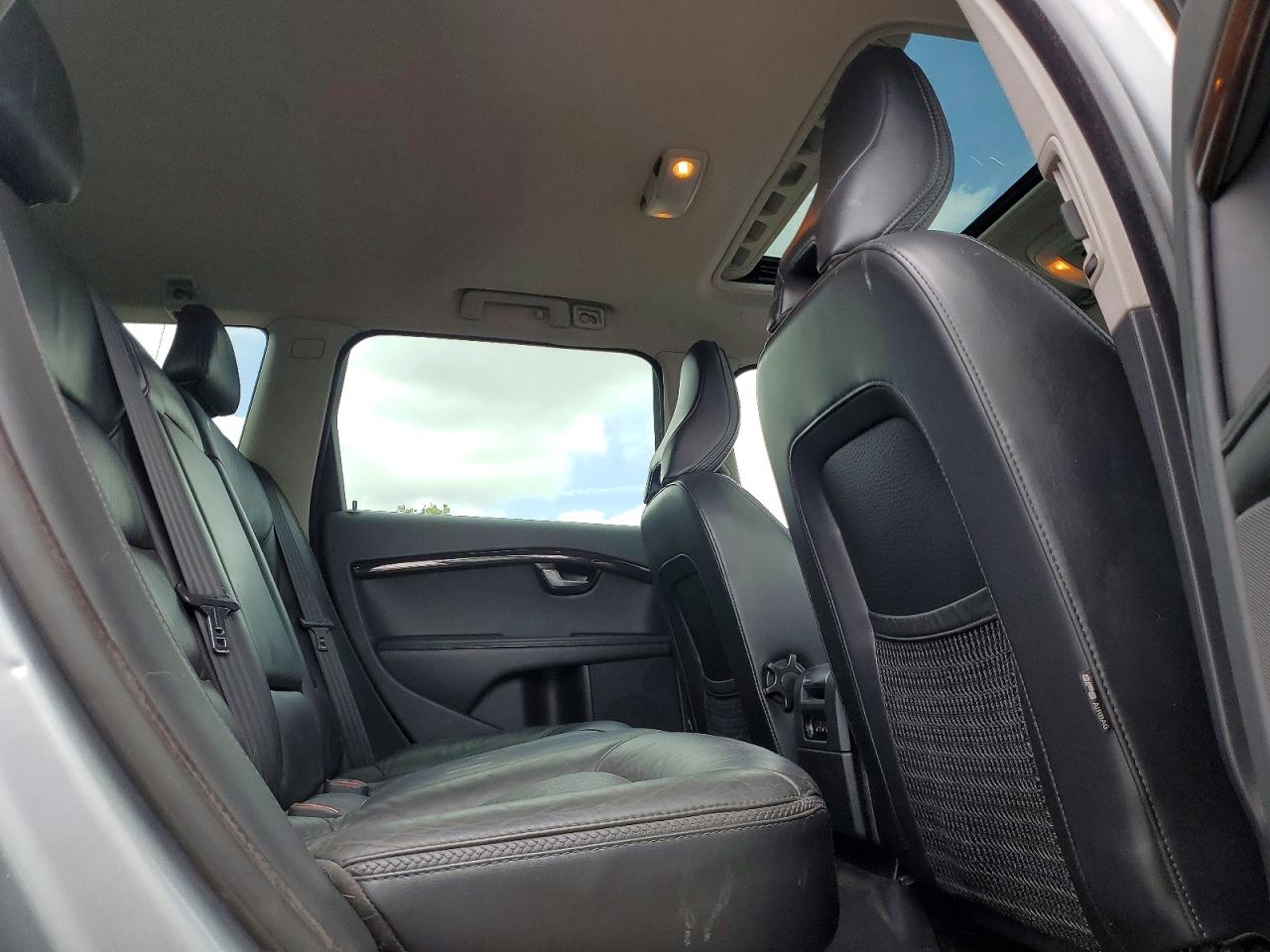 2012 Volvo Xc70 T6 Серебряный vin: YV4902BZ8C1138394