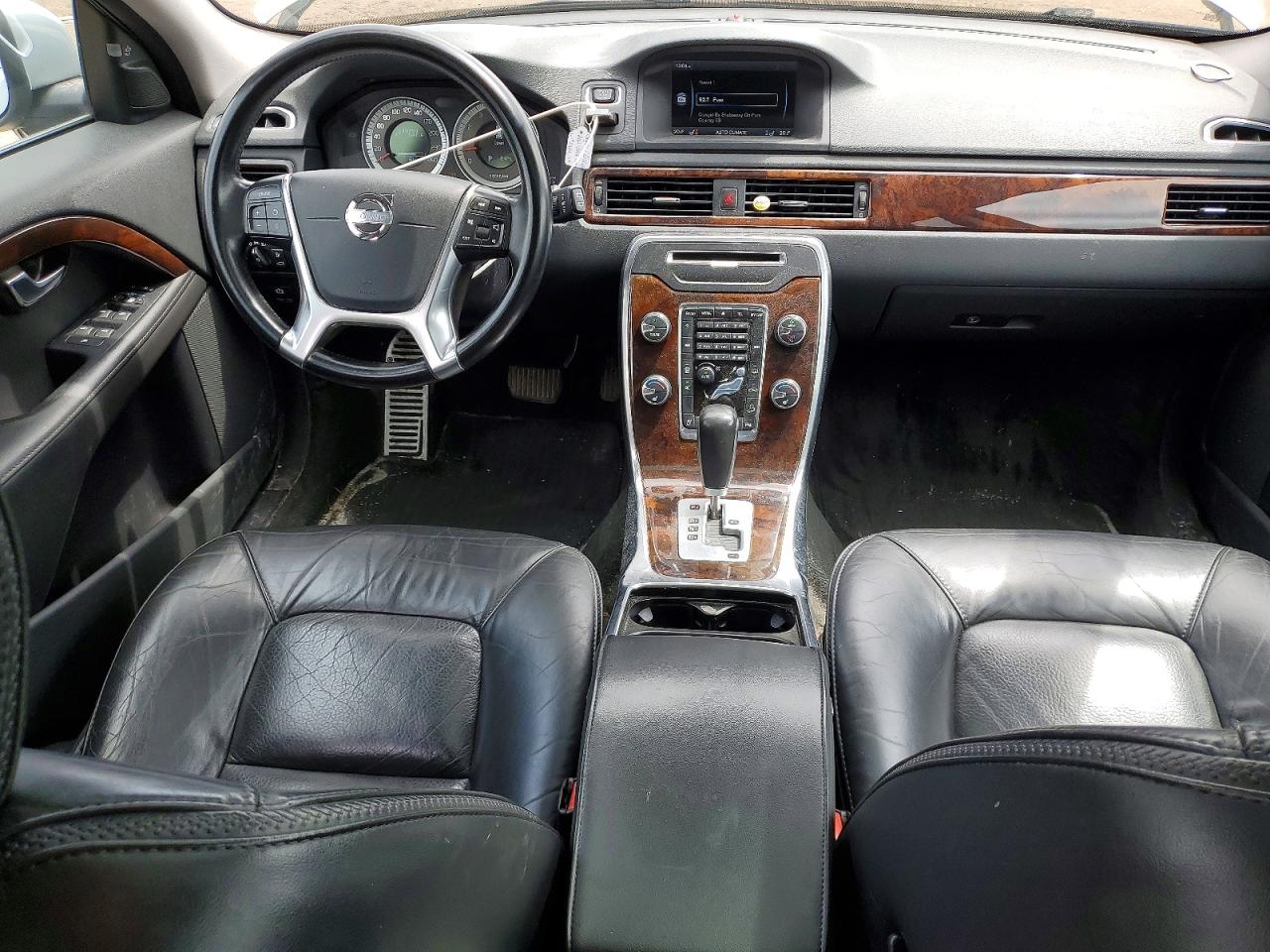 2012 Volvo Xc70 T6 Серебряный vin: YV4902BZ8C1138394