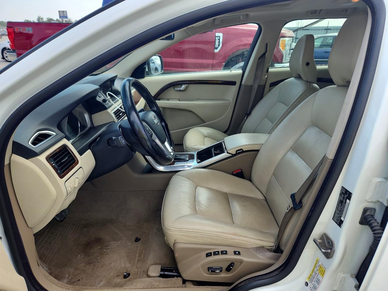 2014 Volvo Xc70 T6 White vin: YV4902BZ8E1181328