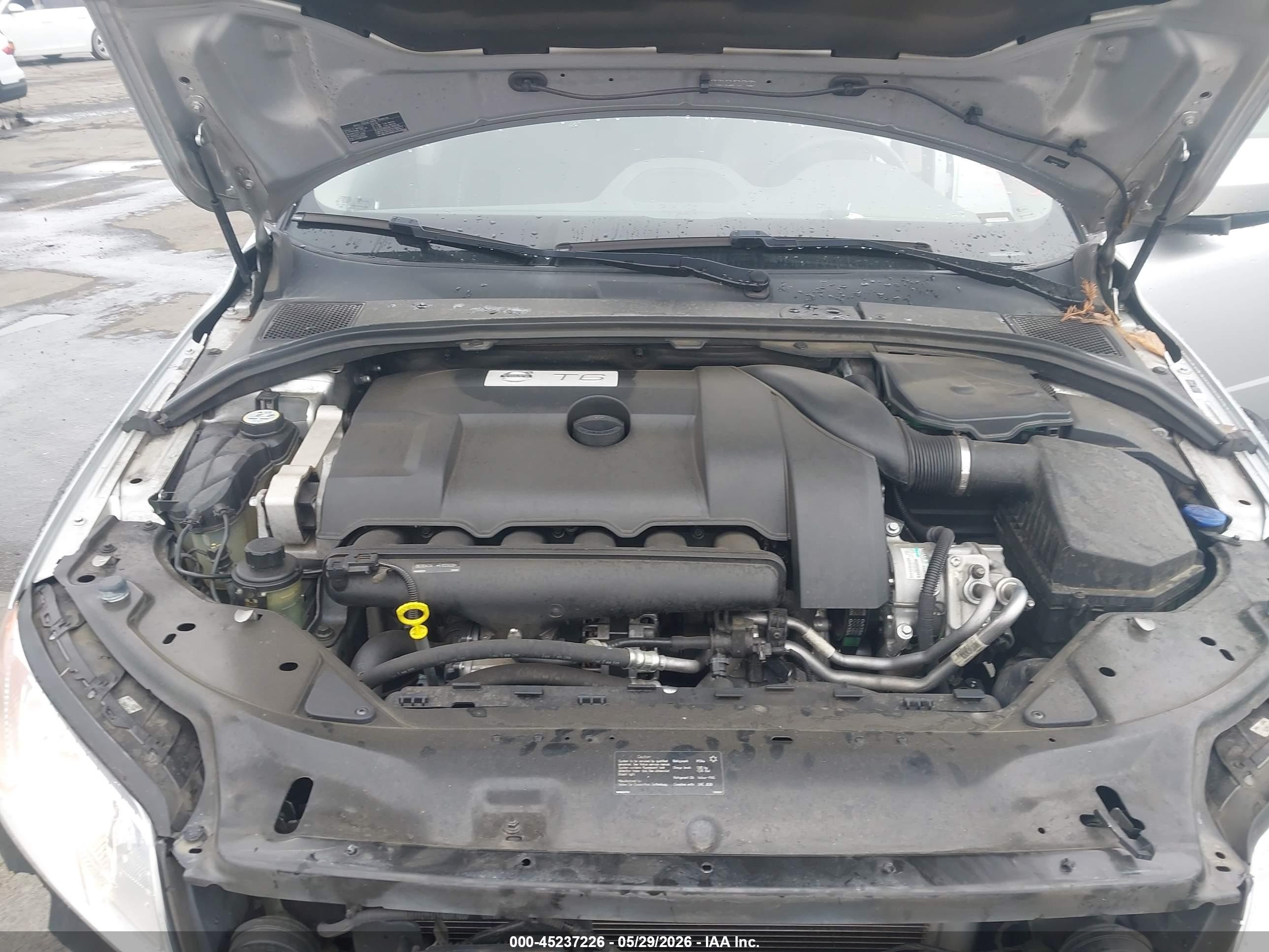 2014 Volvo Xc70 T6/t6 Platinum/t6 Premier Plus Серебряный vin: YV4902BZ9E1178230