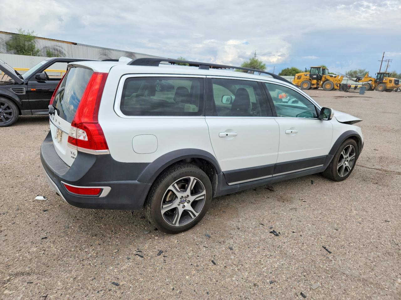 2014 Volvo Xc70 T6 White vin: YV4902BZ9E1185761