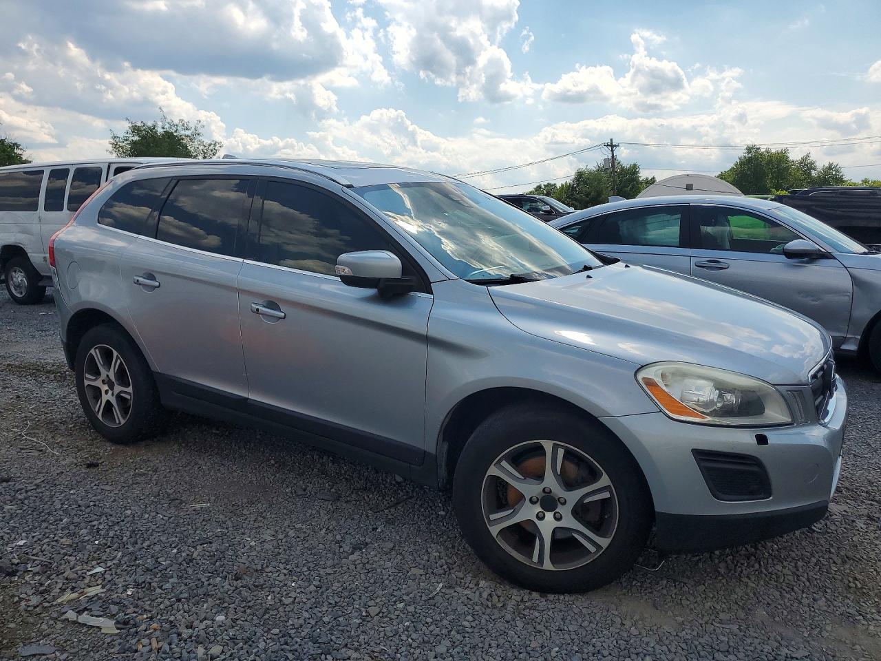 2012 Volvo Xc60 T6 Silver vin: YV4902DZ0C2263039