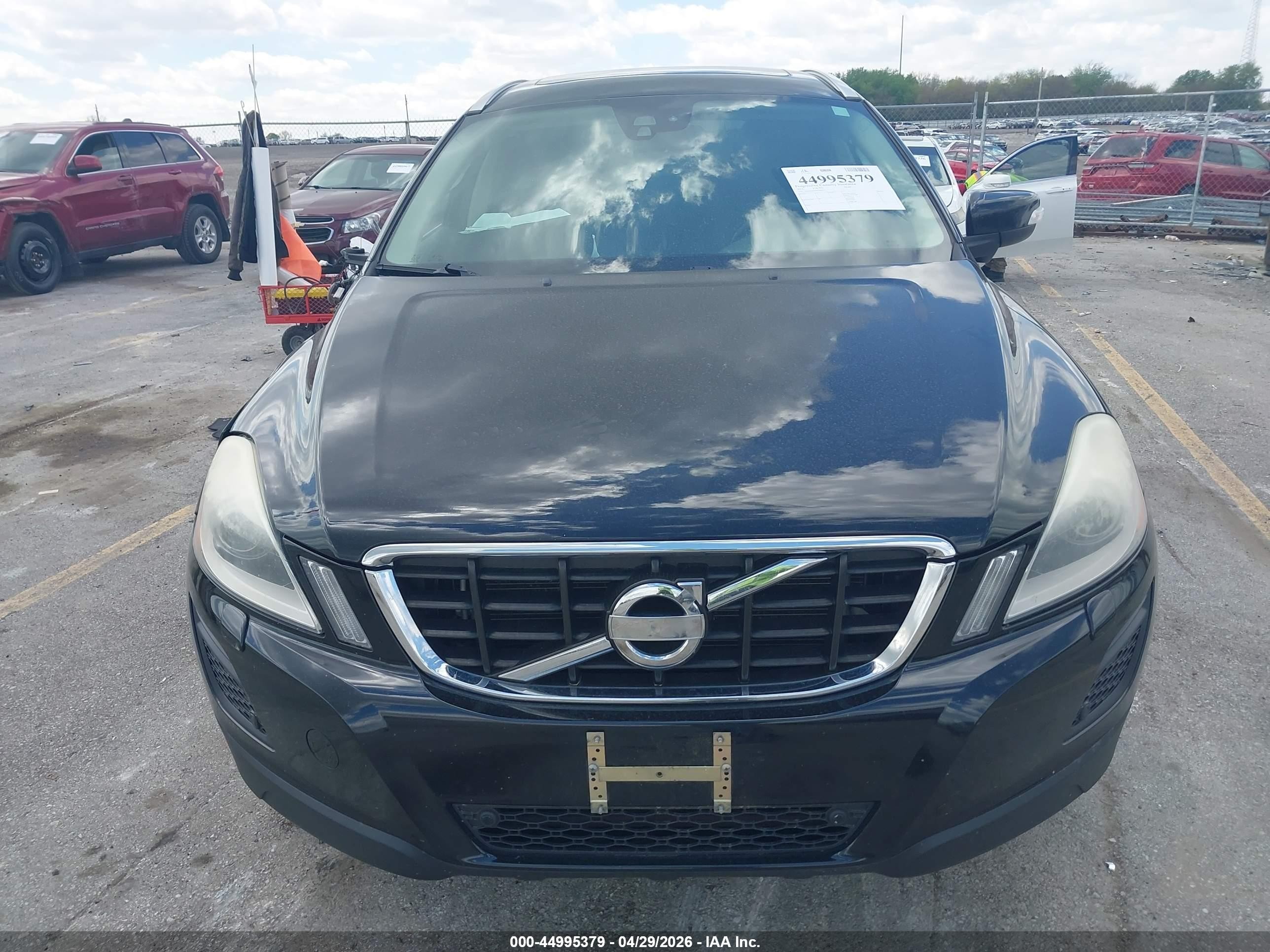 2013 Volvo Xc60 T6/t6 Platinum/t6 Premier Plus/t6 R-design/t6 R-design Platinum/t6 R-design Premier Plus Black vin: YV4902DZ0D2387572