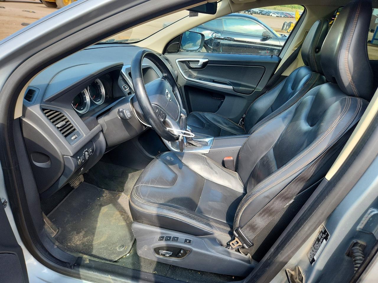 2013 Volvo Xc60 T6 Silver vin: YV4902DZ0D2453103