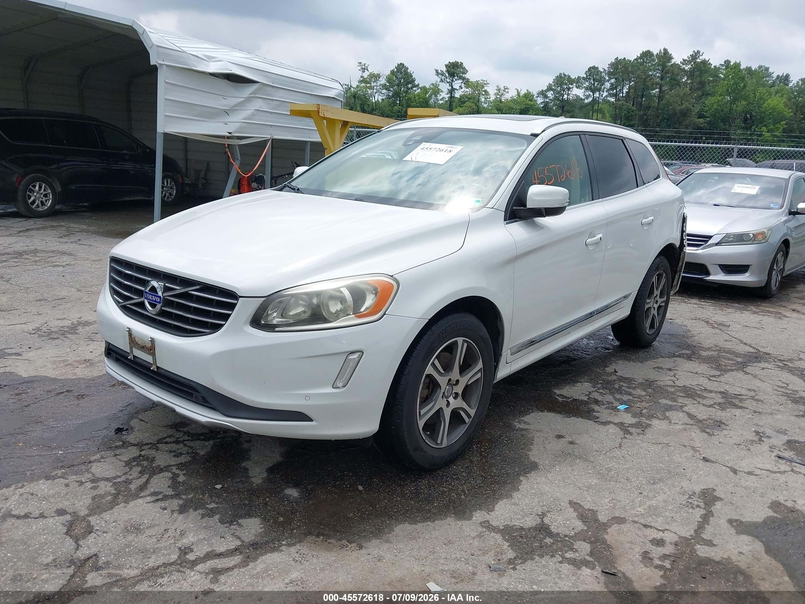 2014 Volvo Xc60 T6 White vin: YV4902DZ0E2533342