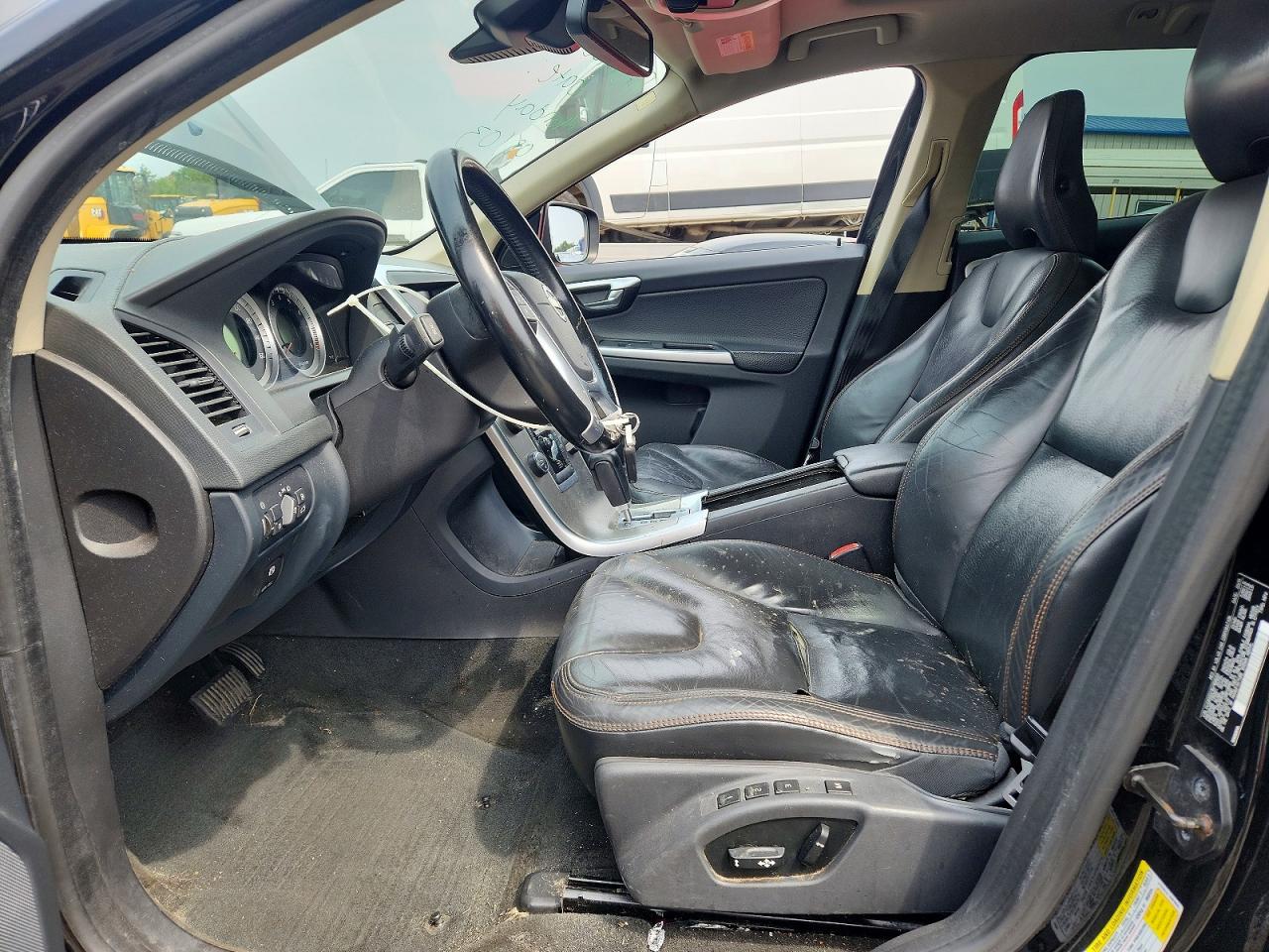 2011 Volvo Xc60 T6 Черный vin: YV4902DZ1B2189693