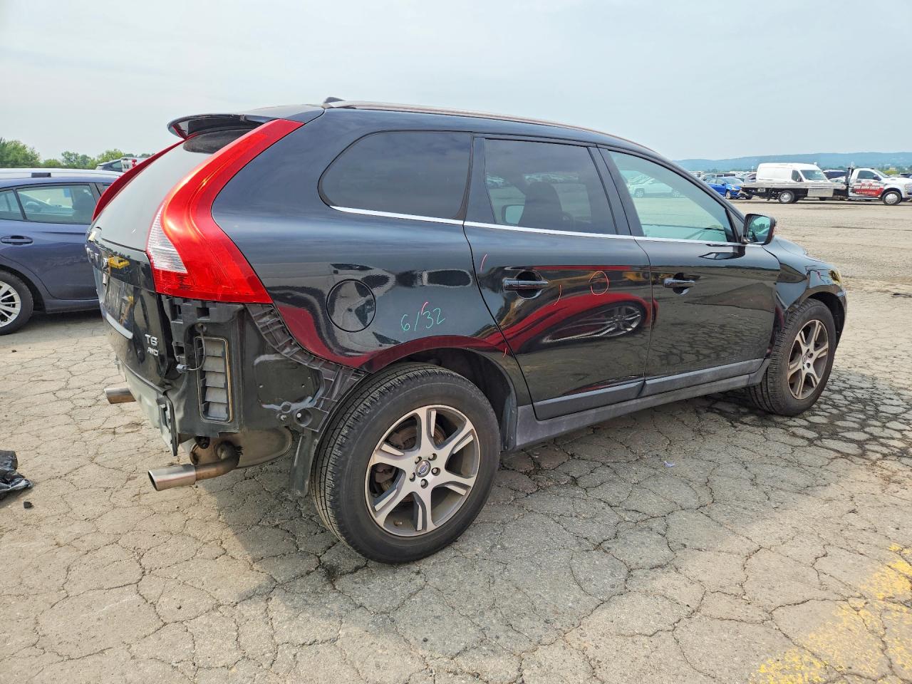 2011 Volvo Xc60 T6 Черный vin: YV4902DZ1B2189693