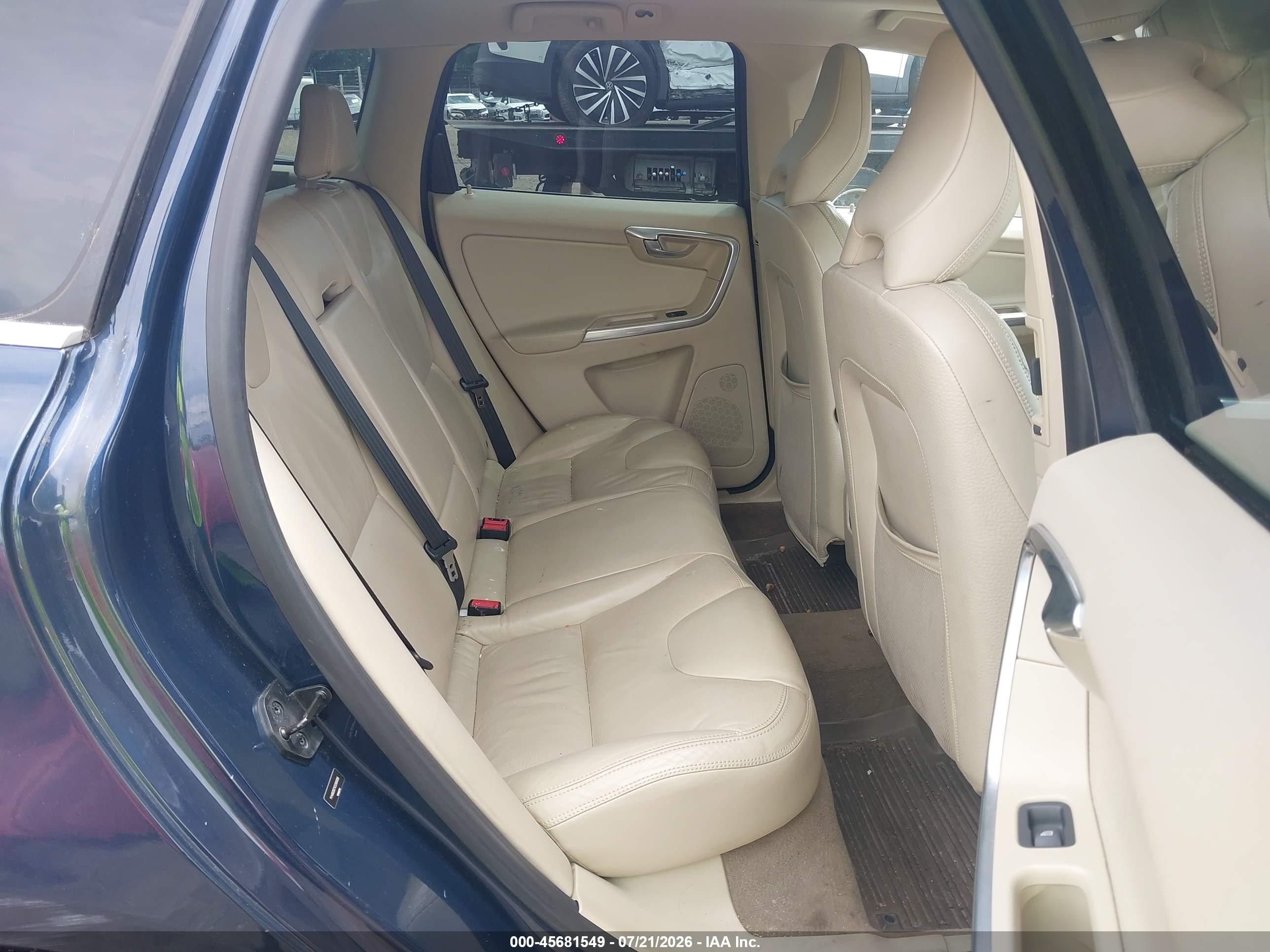 2012 Volvo Xc60 T6 Platinum Dark Blue vin: YV4902DZ1C2289309