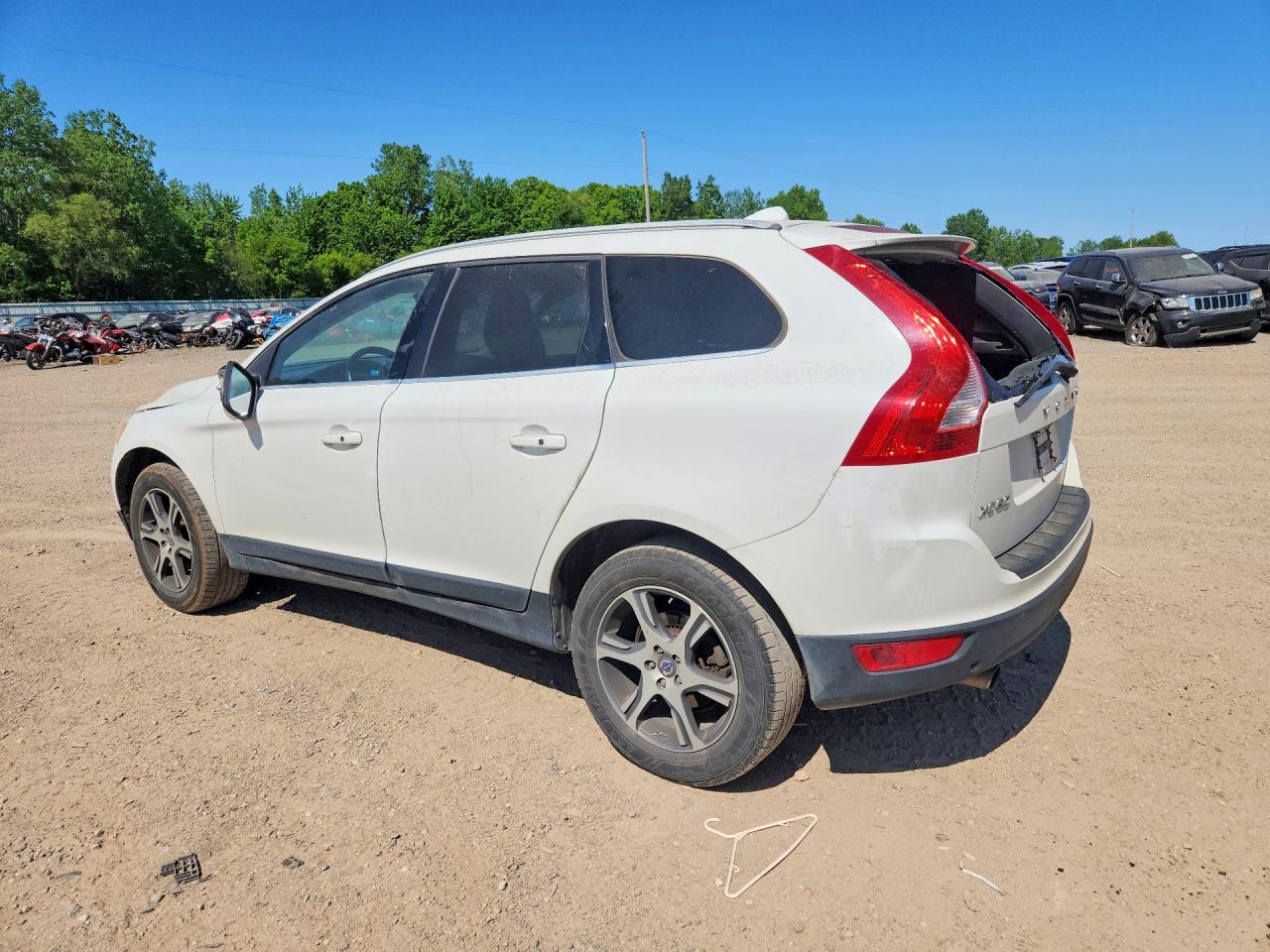 2012 Volvo Xc60 T6 White vin: YV4902DZ1C2341280