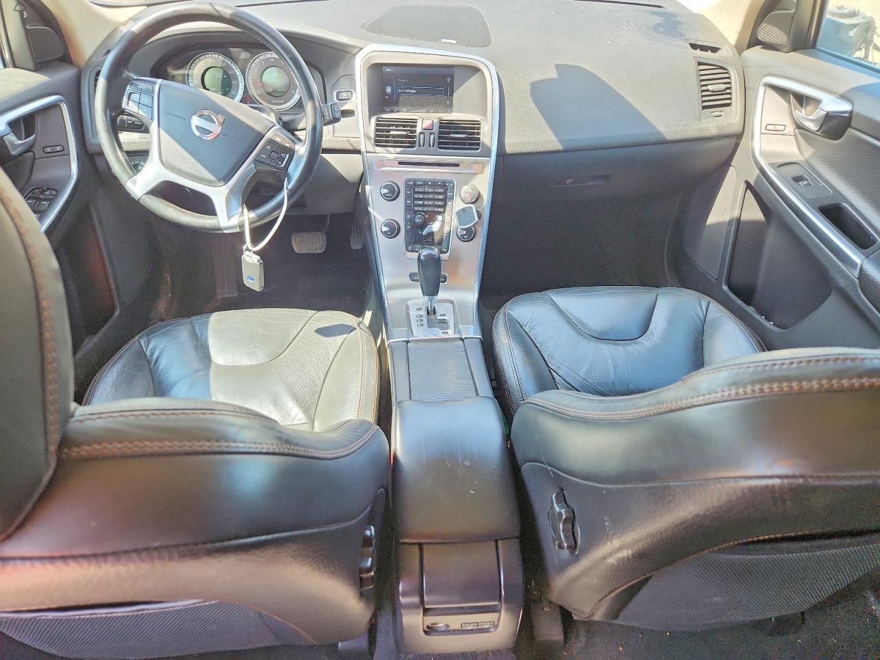 2012 Volvo Xc60 T6 White vin: YV4902DZ1C2341280