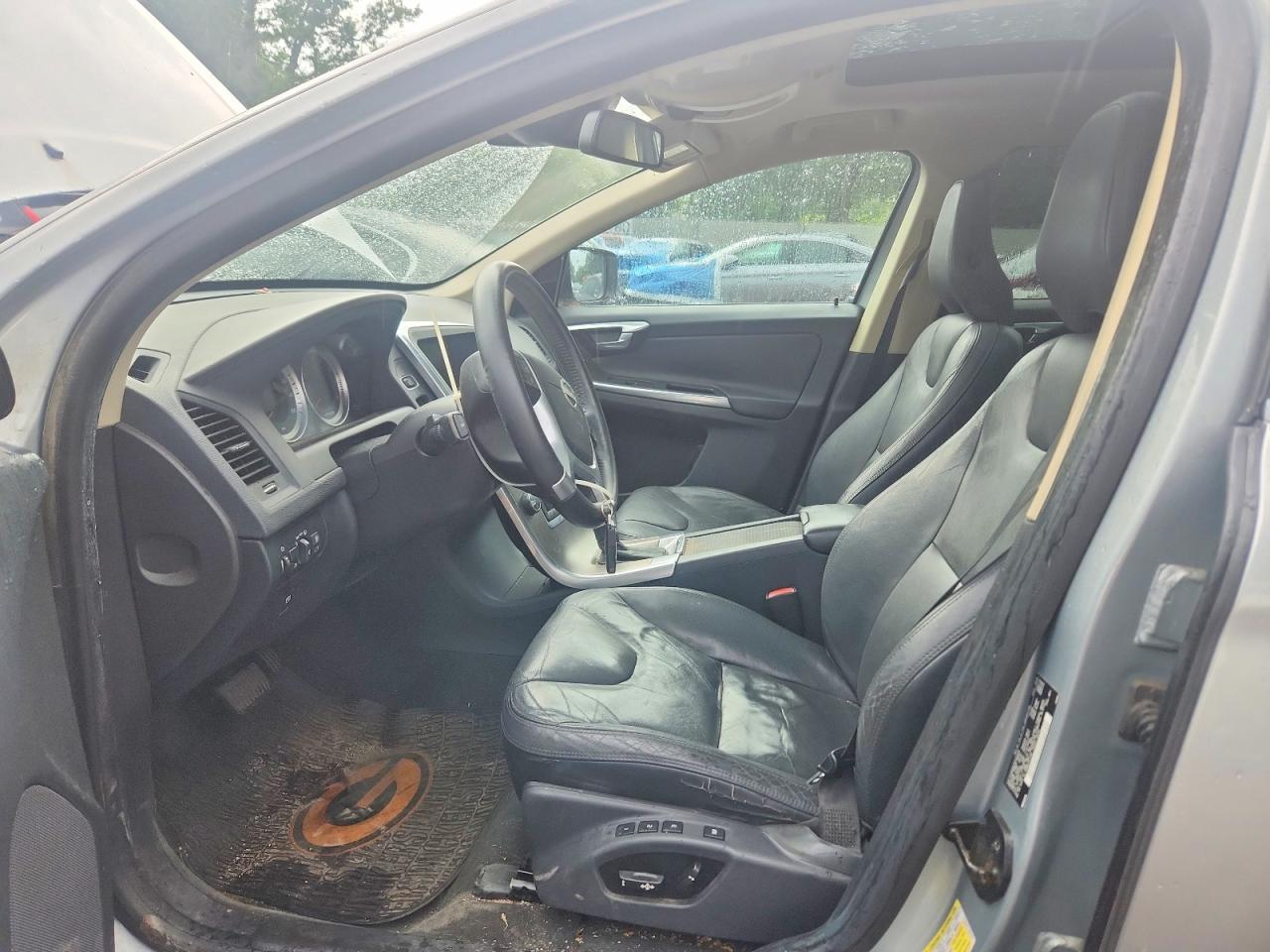 2013 Volvo Xc60 T6 Silver vin: YV4902DZ1D2401379