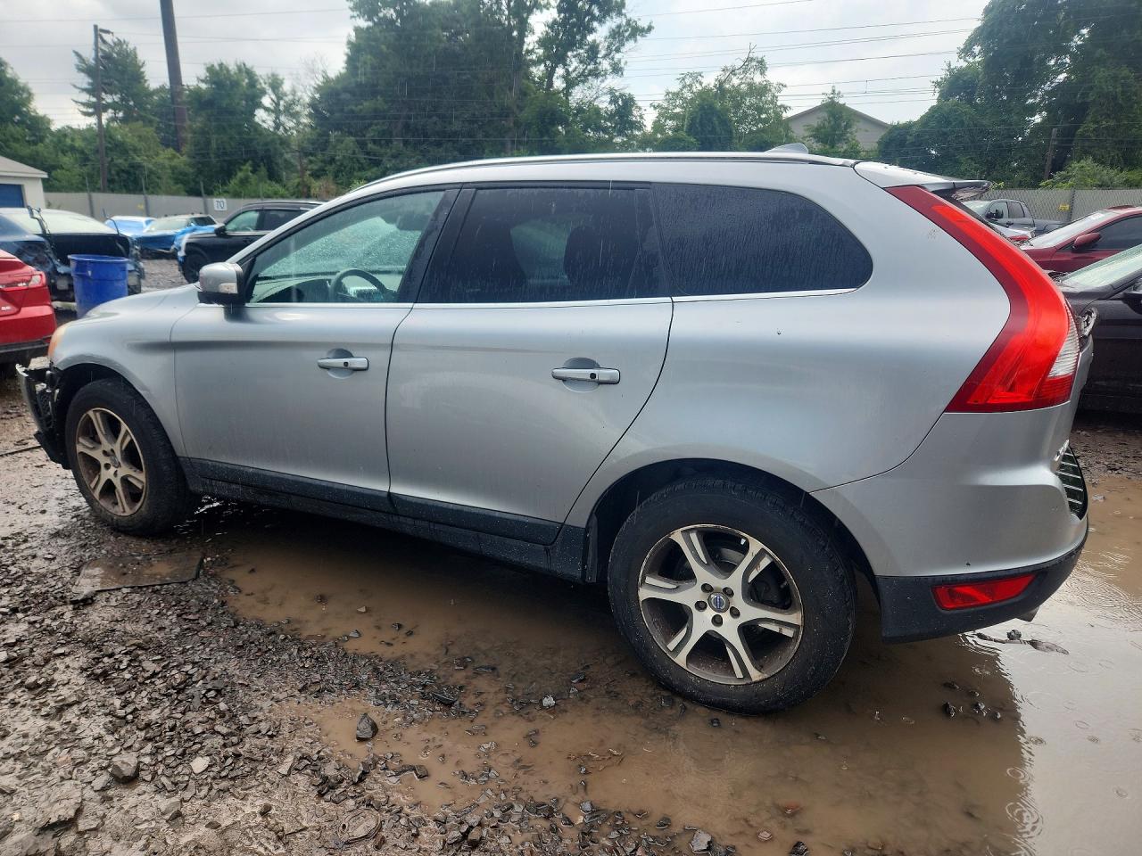 2013 Volvo Xc60 T6 Silver vin: YV4902DZ1D2401379