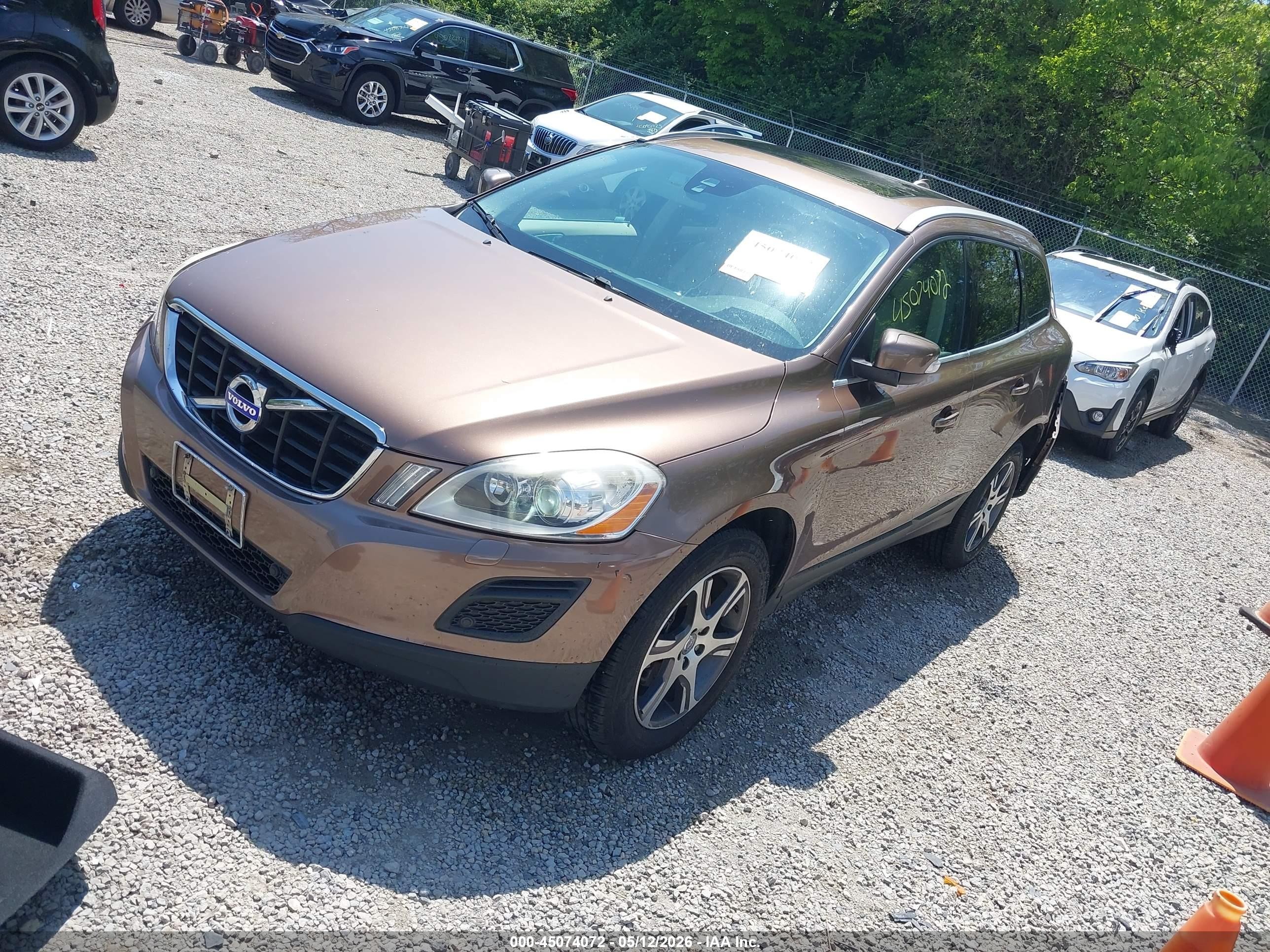 2013 Volvo Xc60 T6/t6 Platinum/t6 Premier Plus/t6 R-design/t6 R-design Platinum/t6 R-design Premier Plus Brown vin: YV4902DZ1D2411393