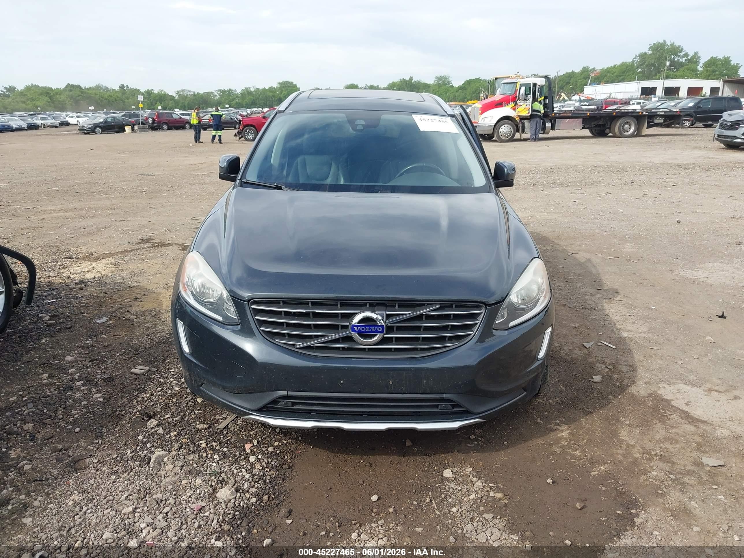 2014 Volvo Xc60 T6 R-design Platinum Black vin: YV4902DZ1E2535343