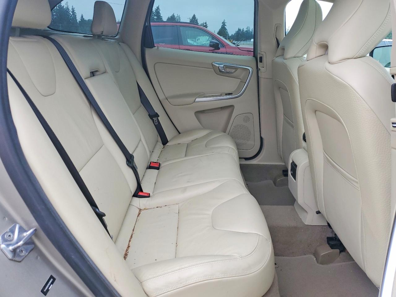 2014 Volvo Xc60 T6 Gold vin: YV4902DZ1E2556533