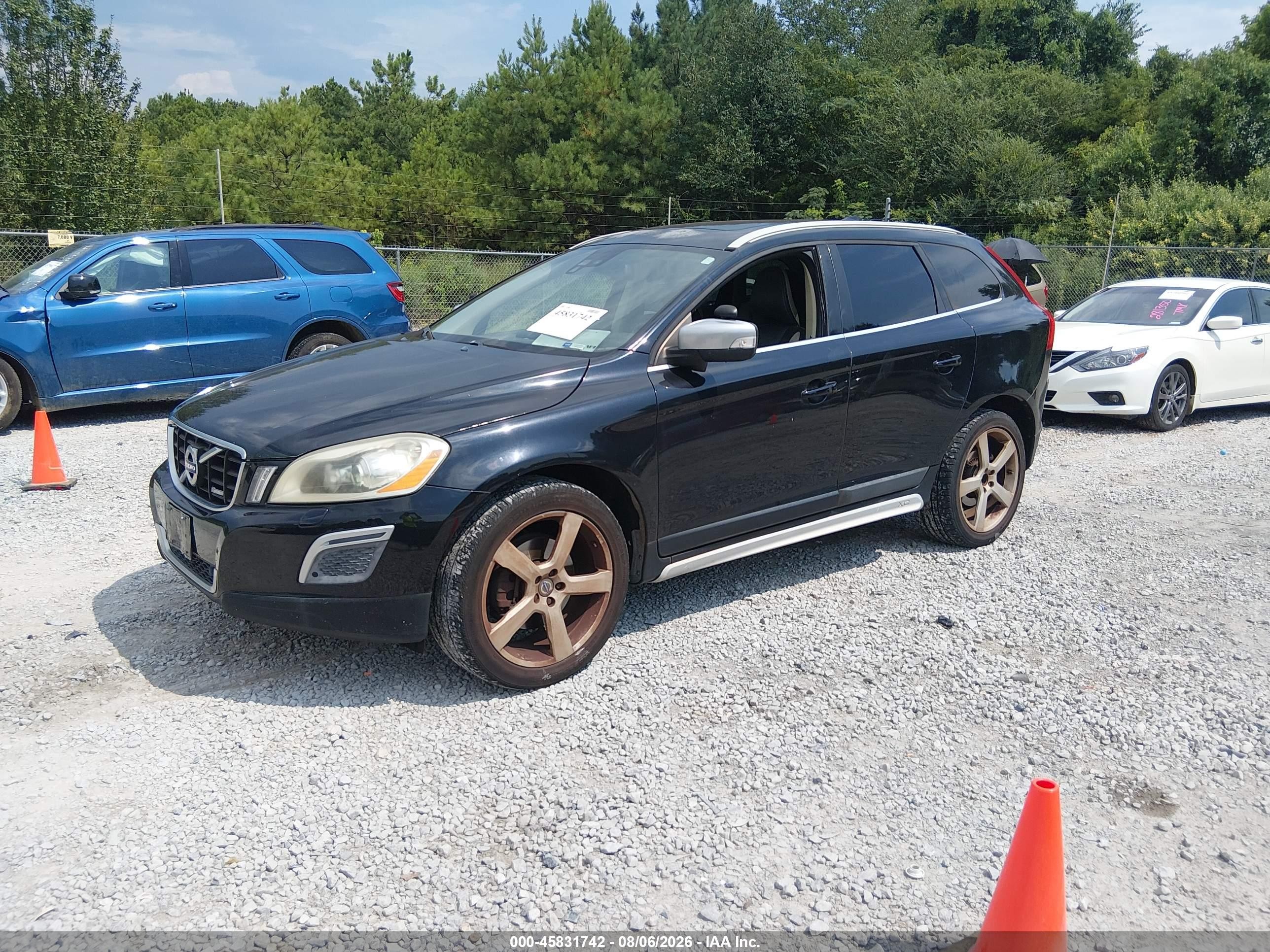 2011 Volvo Xc60 T6/t6 R-design Черный vin: YV4902DZ2B2223592