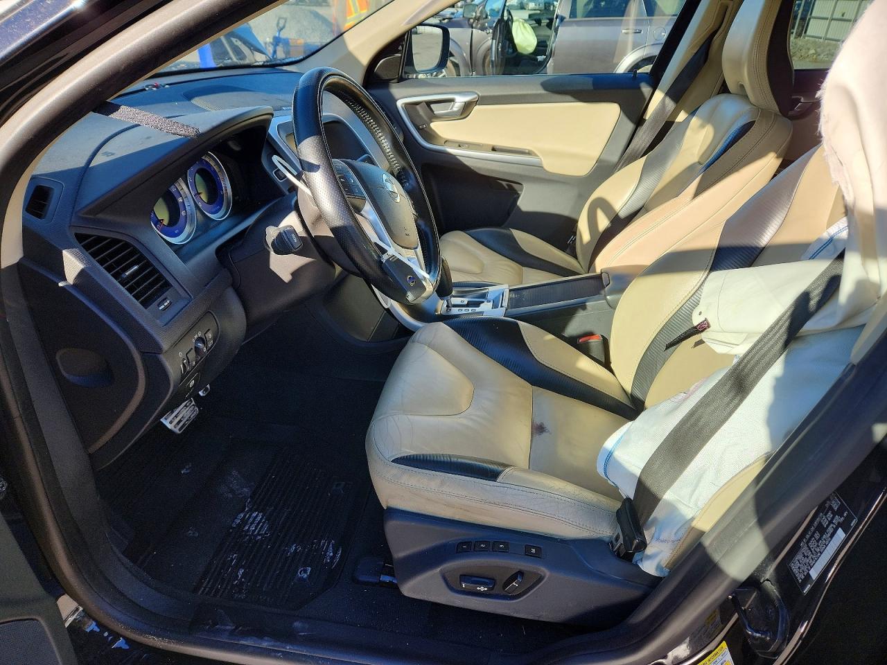 2012 Volvo Xc60 T6 Black vin: YV4902DZ2C2254522