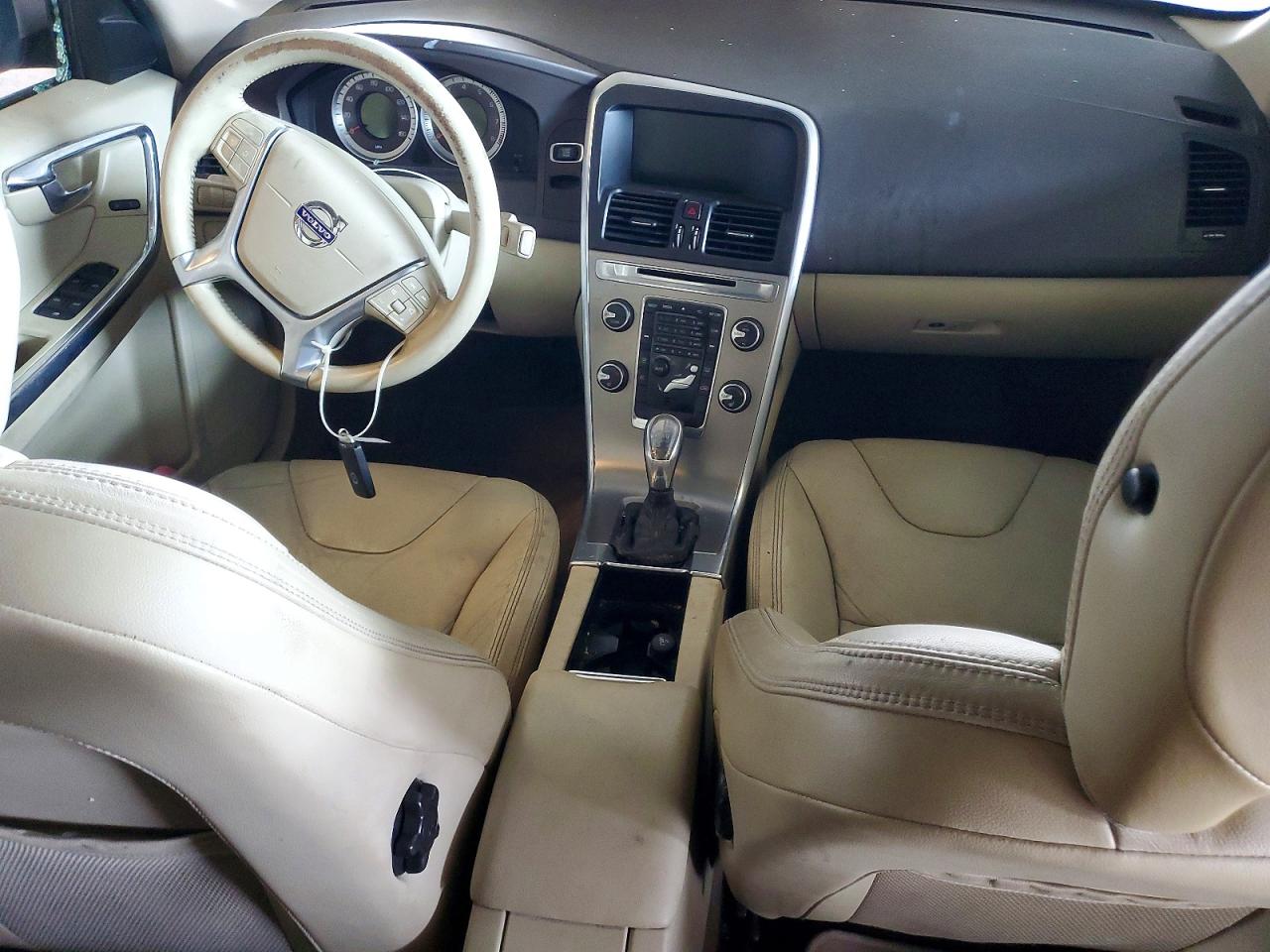 2013 Volvo Xc60 T6 Золотой vin: YV4902DZ2D2413637