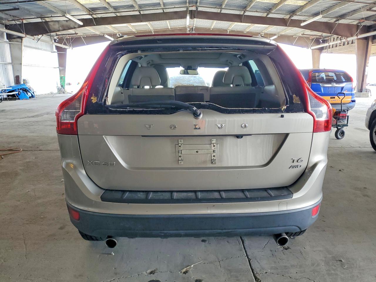 2013 Volvo Xc60 T6 Золотой vin: YV4902DZ2D2413637