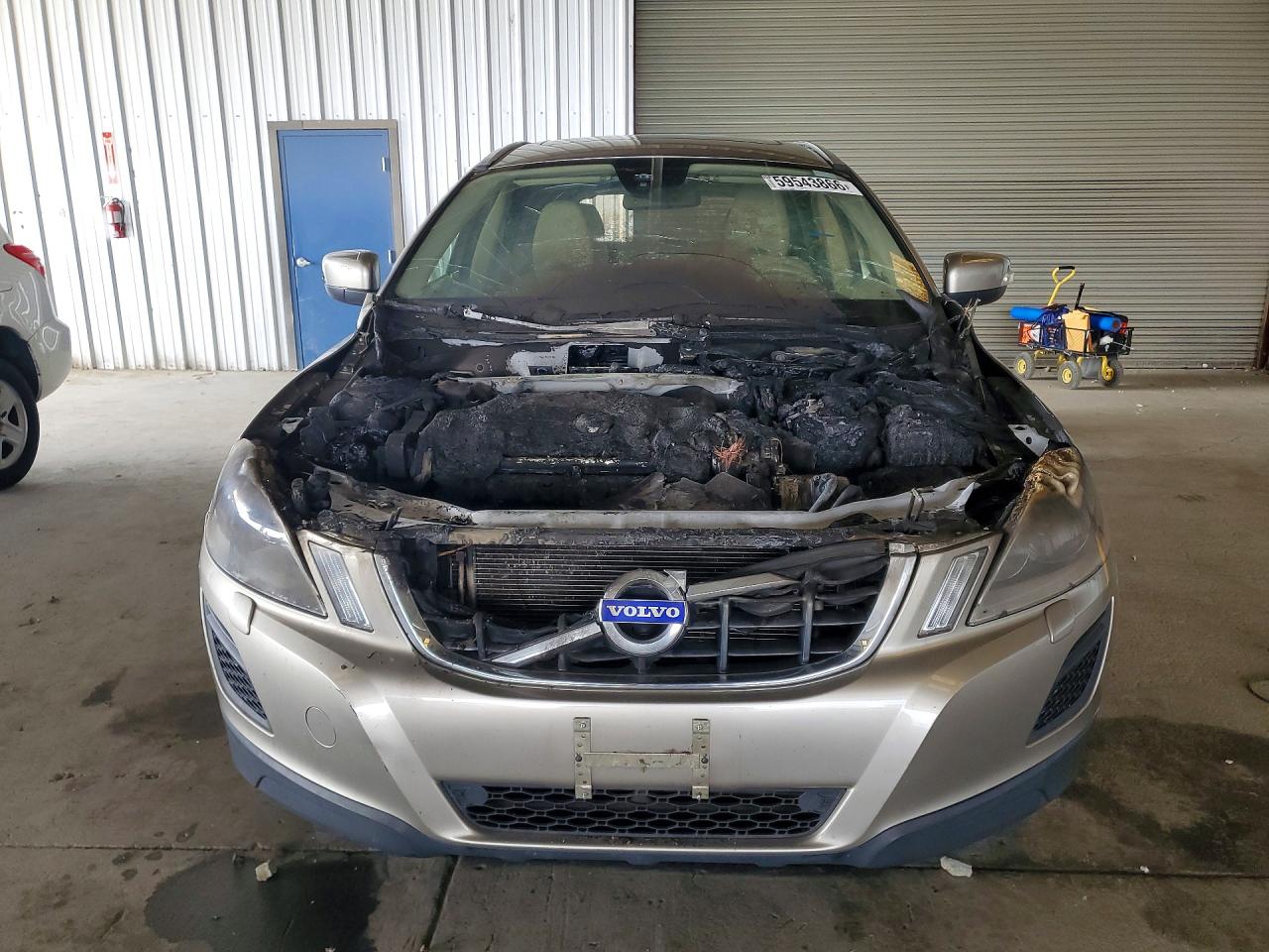 2013 Volvo Xc60 T6 Золотой vin: YV4902DZ2D2413637