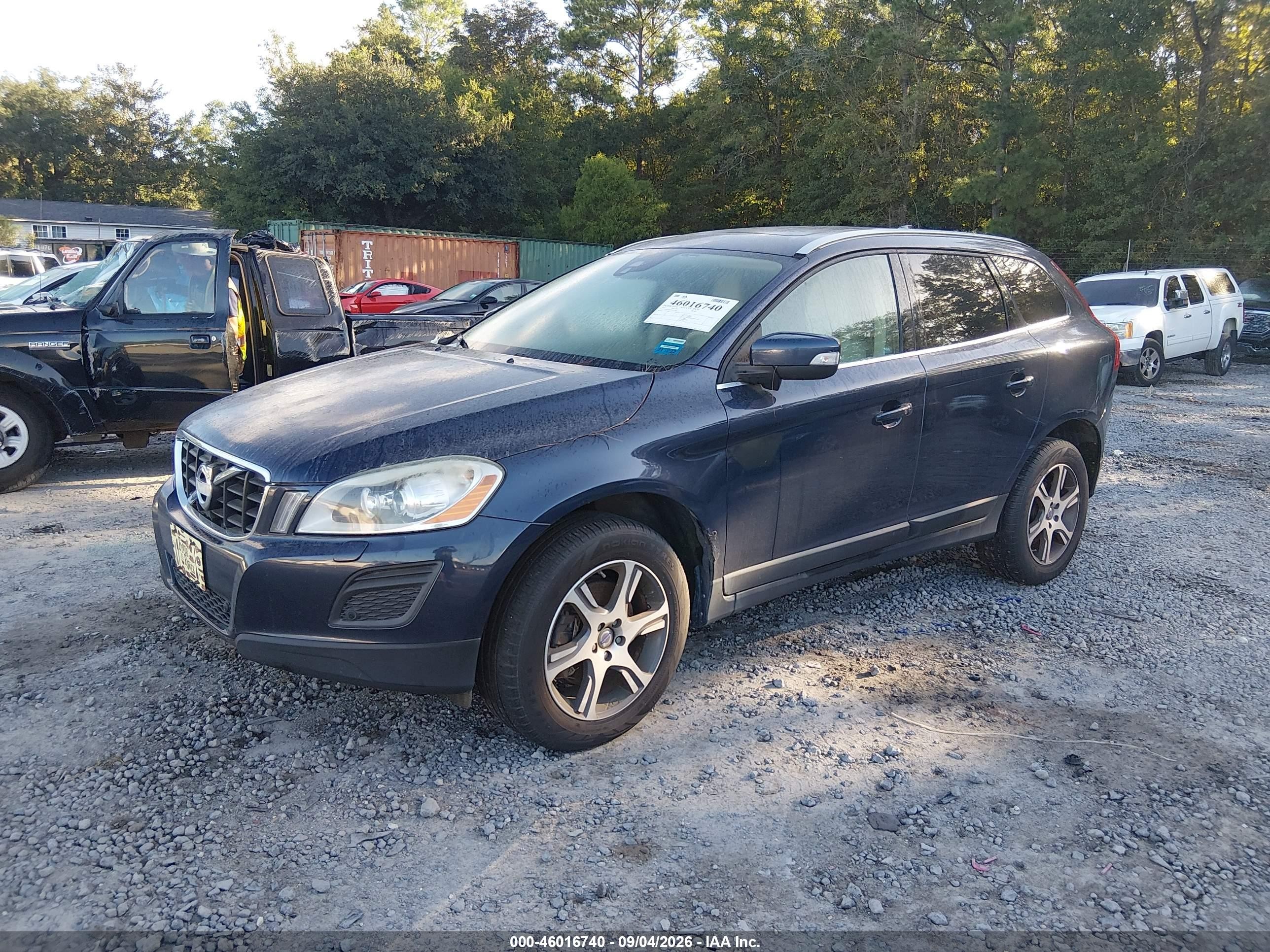 2013 Volvo Xc60 T6 Синий vin: YV4902DZ2D2430308