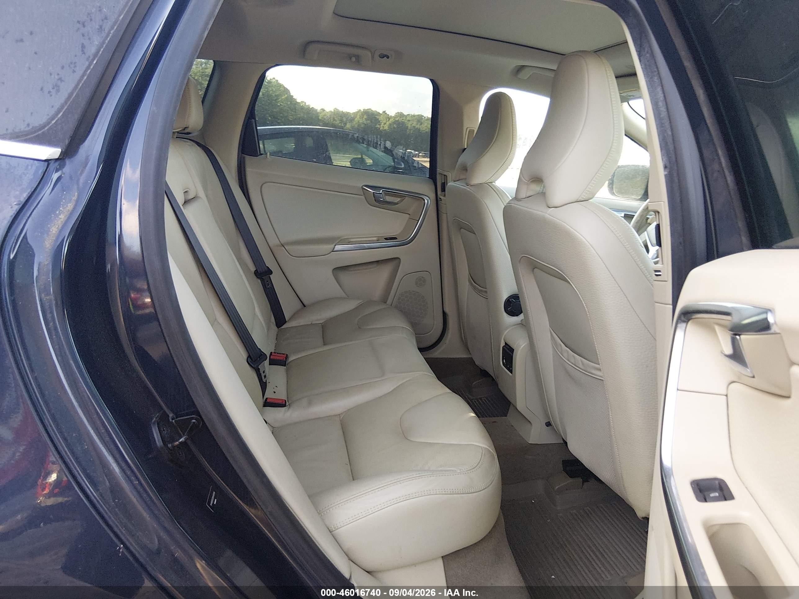 2013 Volvo Xc60 T6 Синий vin: YV4902DZ2D2430308