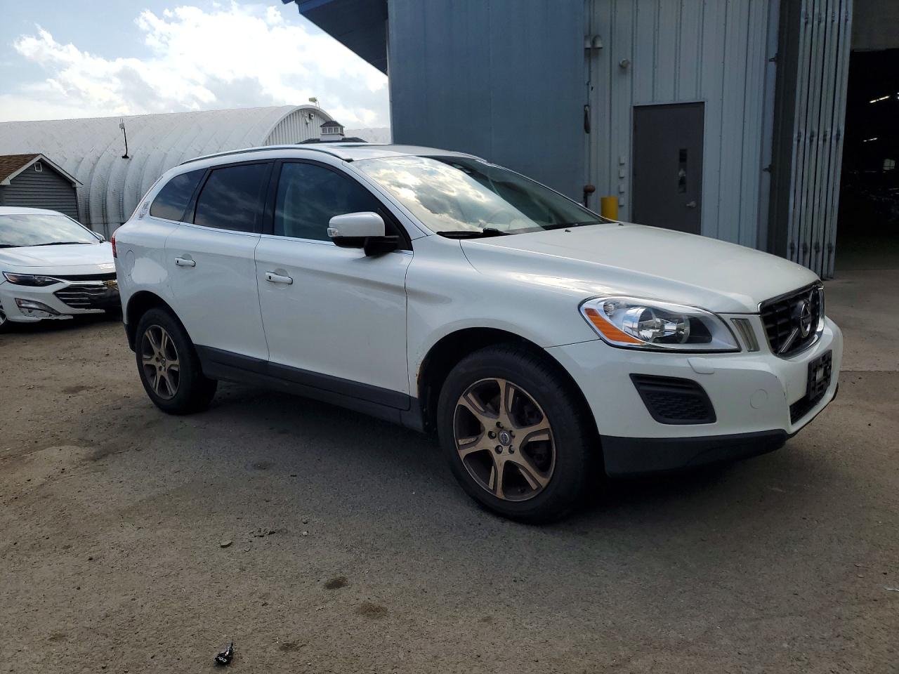 2013 Volvo Xc60 T6 White vin: YV4902DZ2D2439221