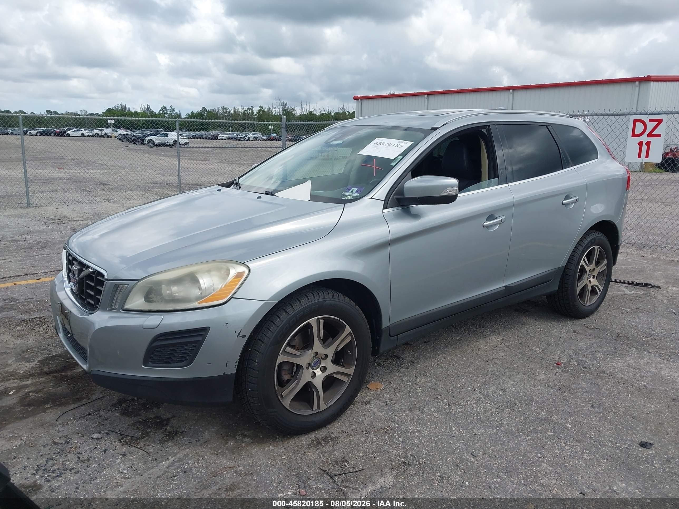 2013 Volvo Xc60 T6 Silver vin: YV4902DZ2D2440224