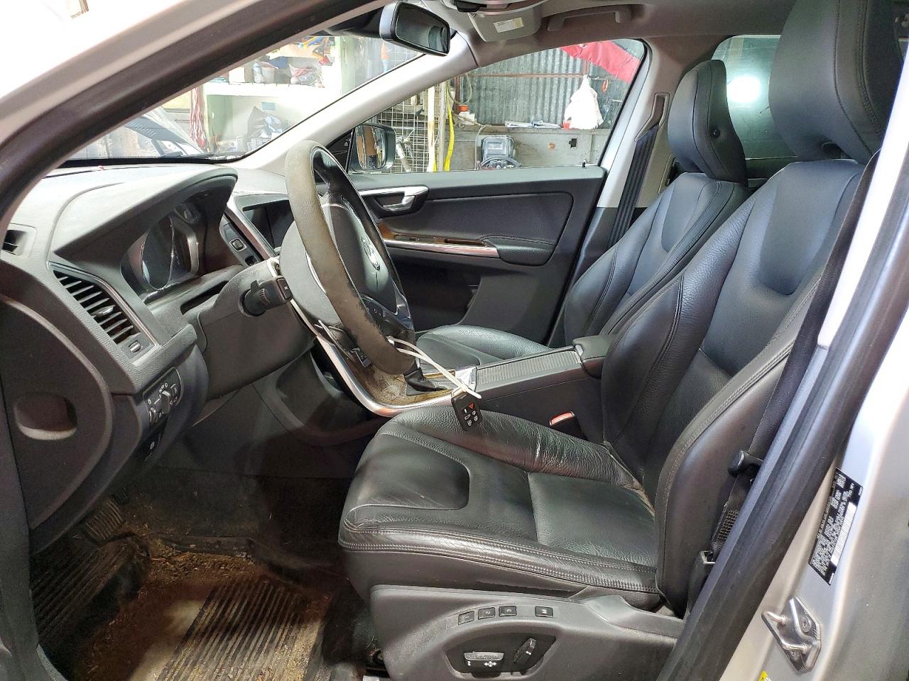 2014 Volvo Xc60 T6 Silver vin: YV4902DZ2E2531172