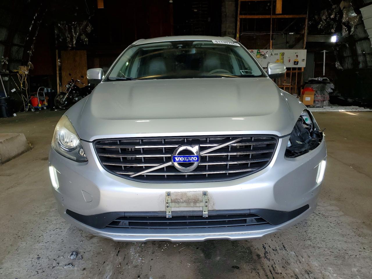2014 Volvo Xc60 T6 Silver vin: YV4902DZ2E2531172