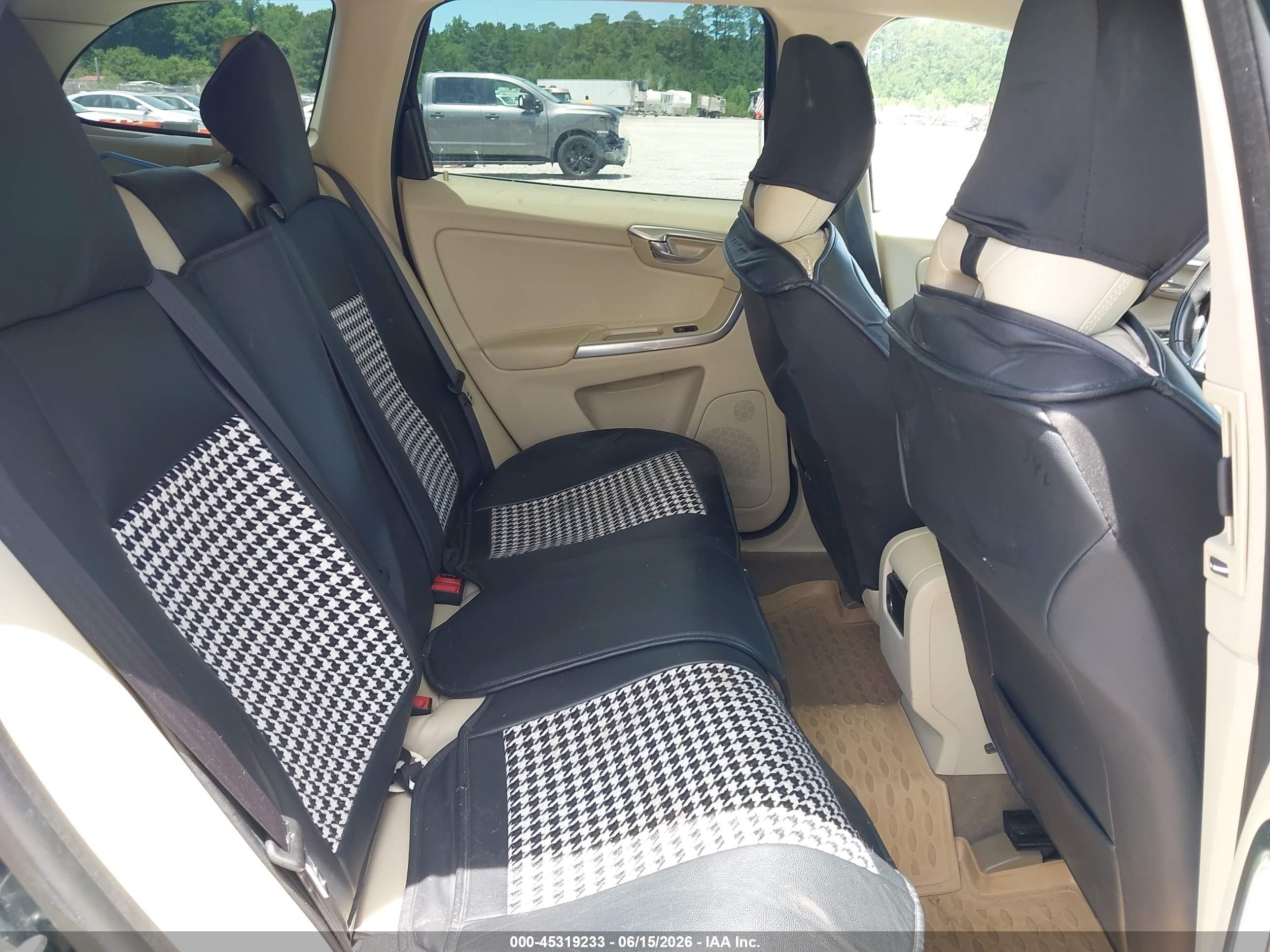 2014 Volvo Xc60 T6 Platinum Blue vin: YV4902DZ2E2550918