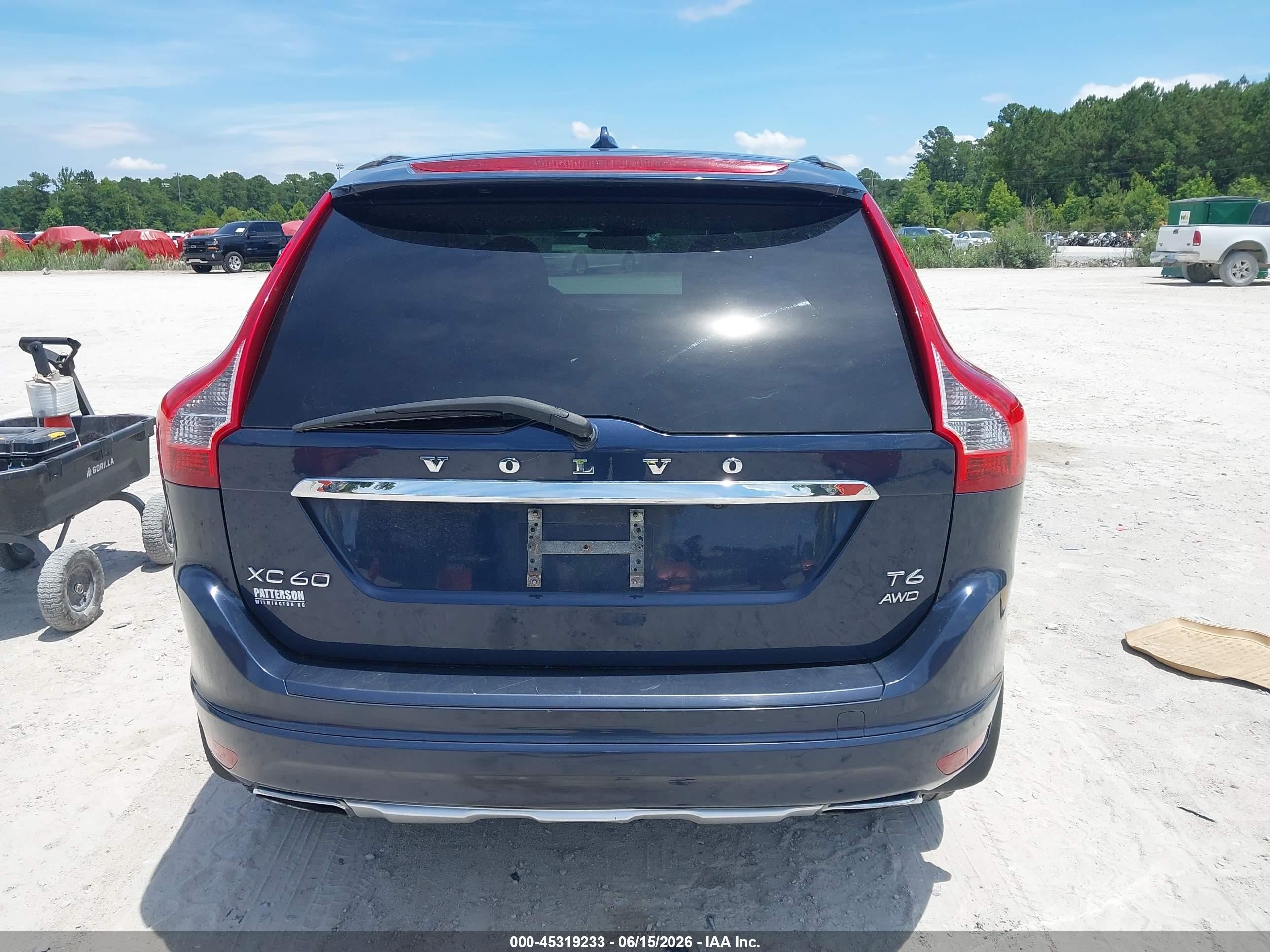2014 Volvo Xc60 T6 Platinum Blue vin: YV4902DZ2E2550918