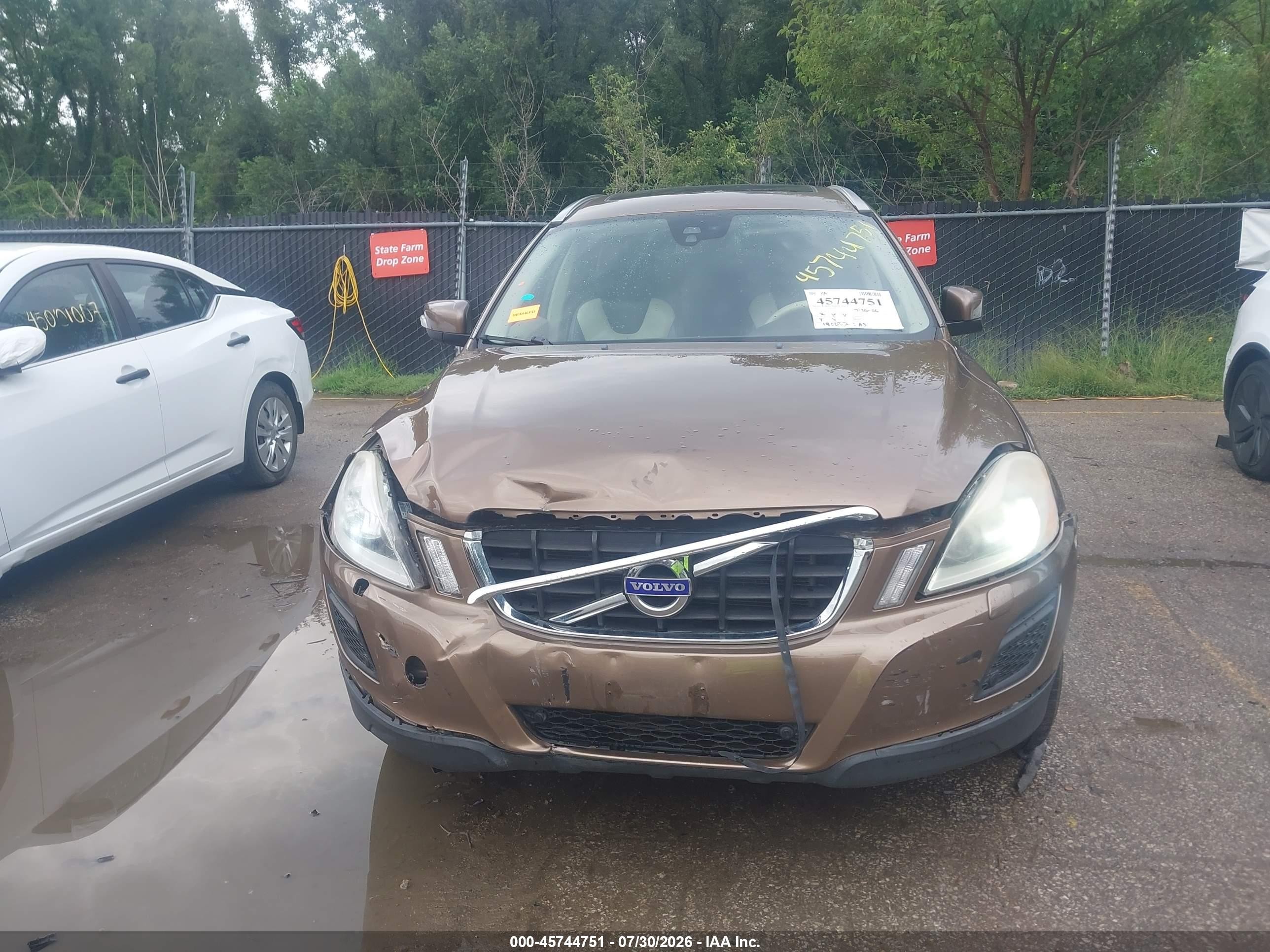 2012 Volvo Xc60 T6 Premier Plus Brown vin: YV4902DZ3C2295614