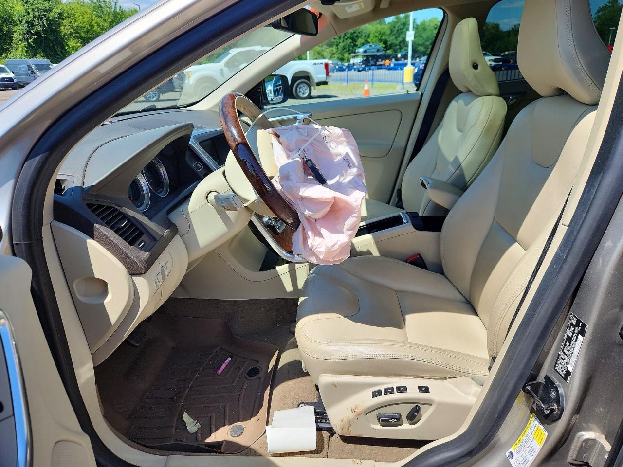2013 Volvo Xc60 T6 Silver vin: YV4902DZ3D2407359