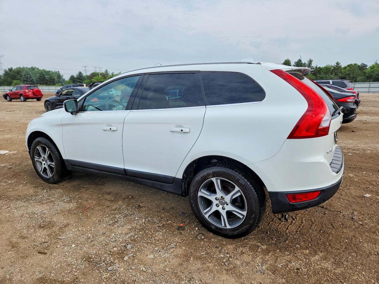 2013 Volvo Xc60 T6 White vin: YV4902DZ3D2453595
