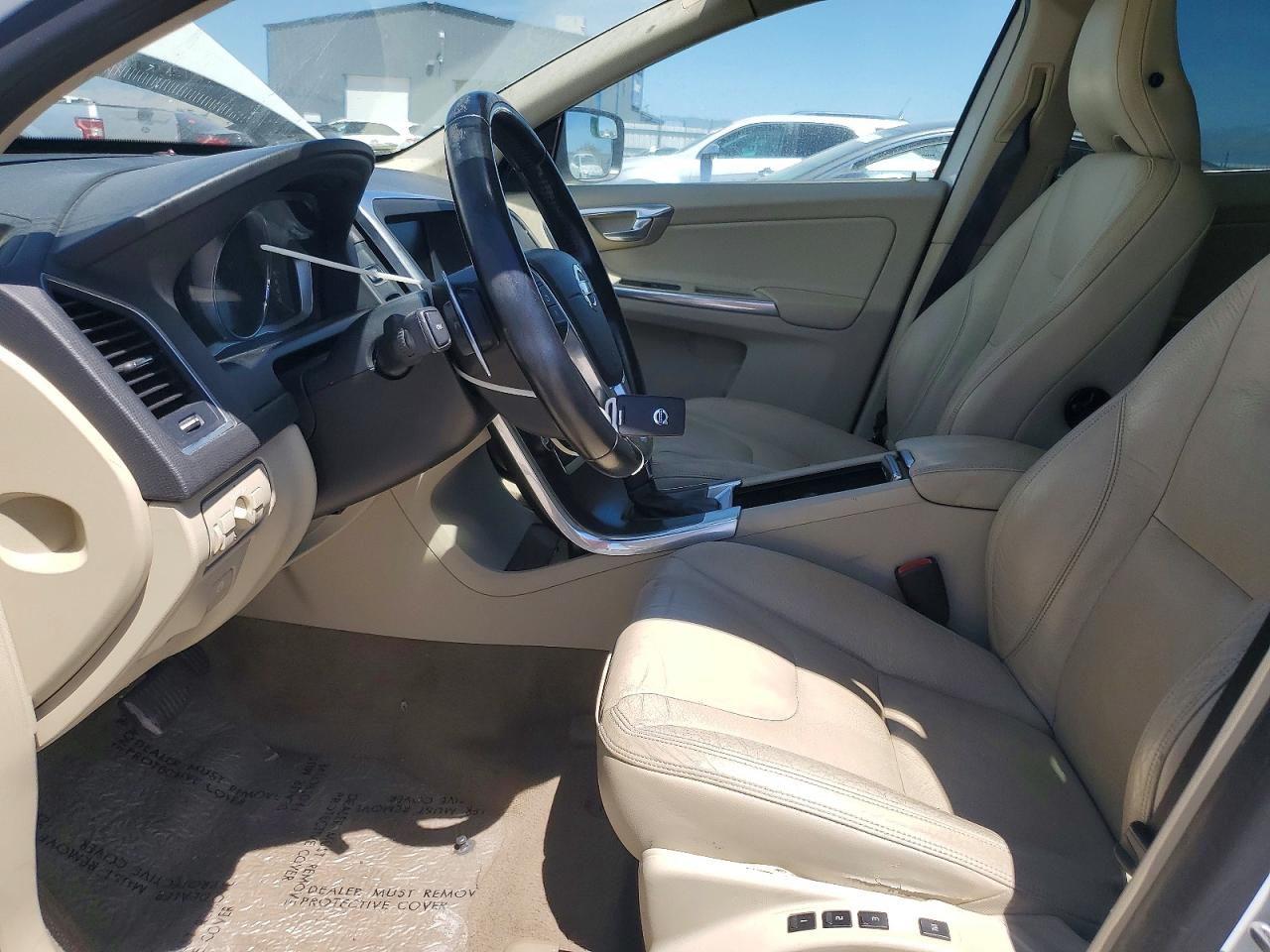 2014 Volvo Xc60 T6 White vin: YV4902DZ3E2554461