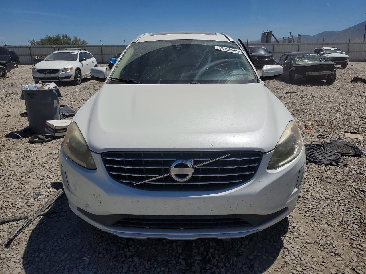 2014 Volvo Xc60 T6 White vin: YV4902DZ3E2554461