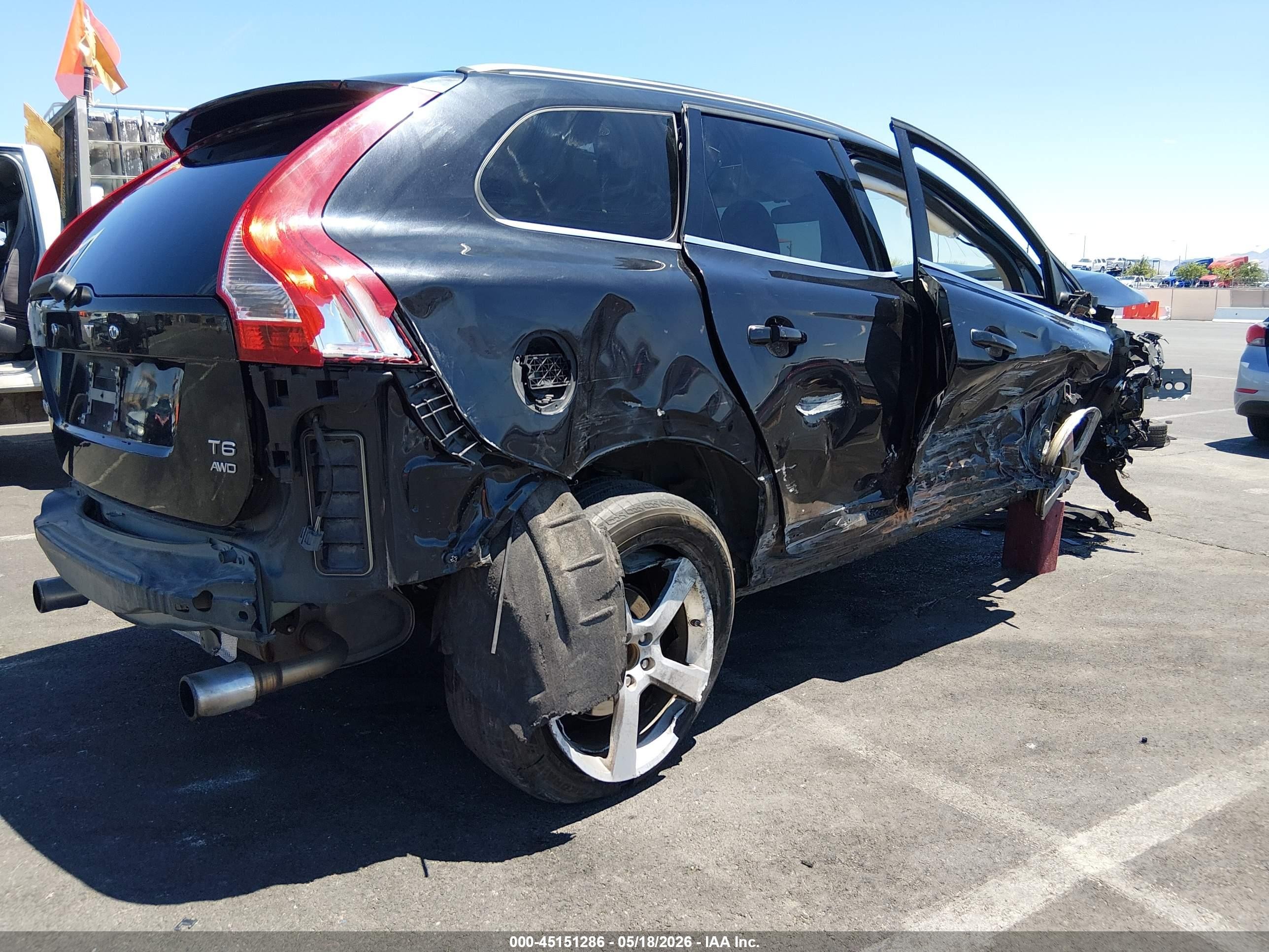 2011 Volvo Xc60 T6/t6 R-design Black vin: YV4902DZ4B2140570