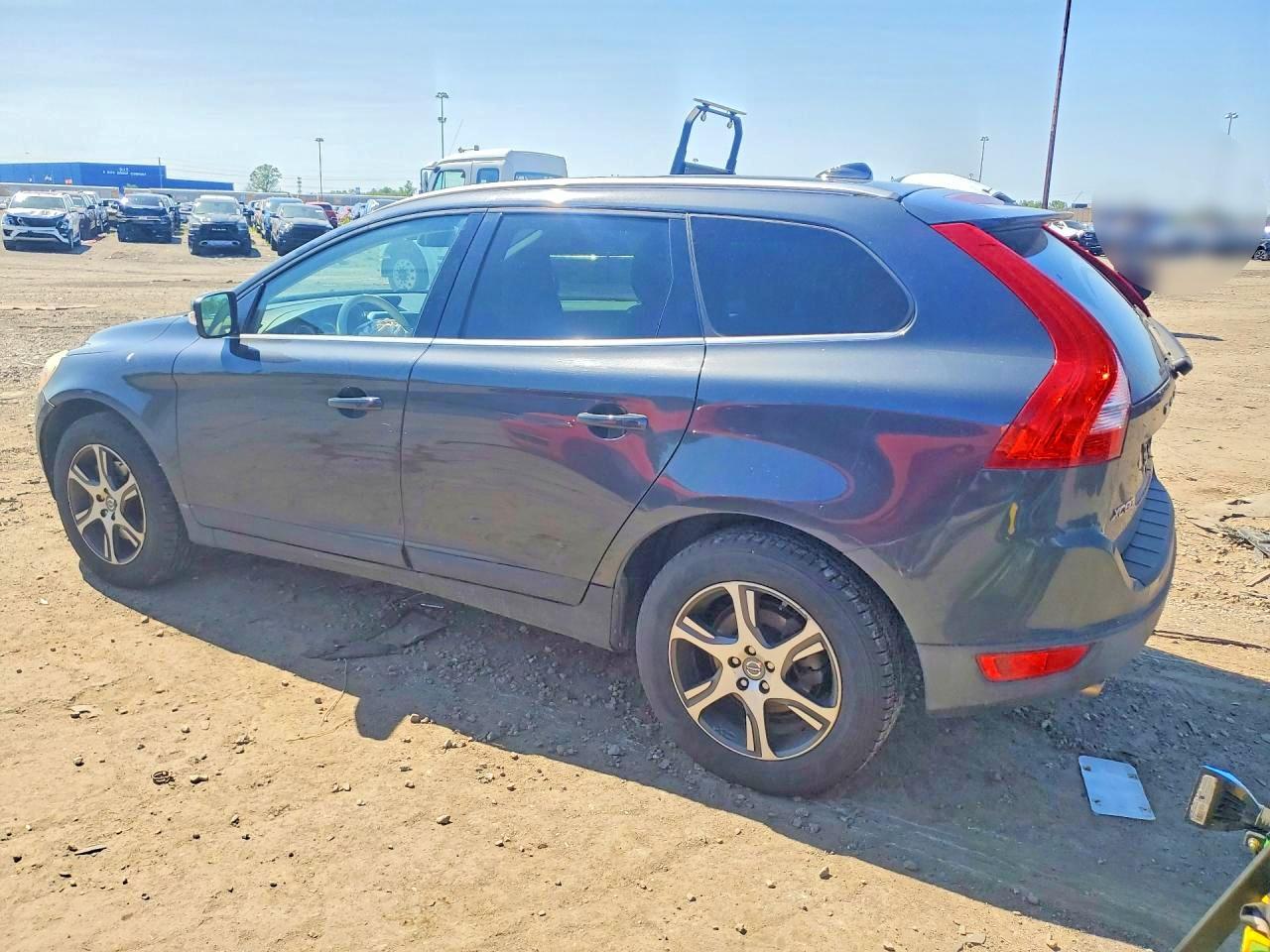 2011 Volvo Xc60 T6 Charcoal vin: YV4902DZ4B2149169