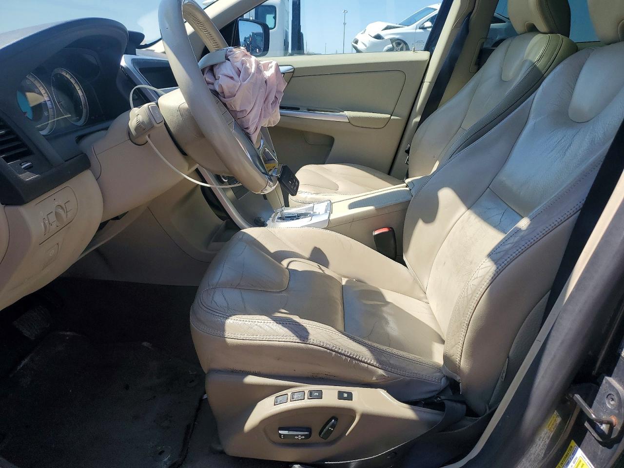 2011 Volvo Xc60 T6 Charcoal vin: YV4902DZ4B2149169