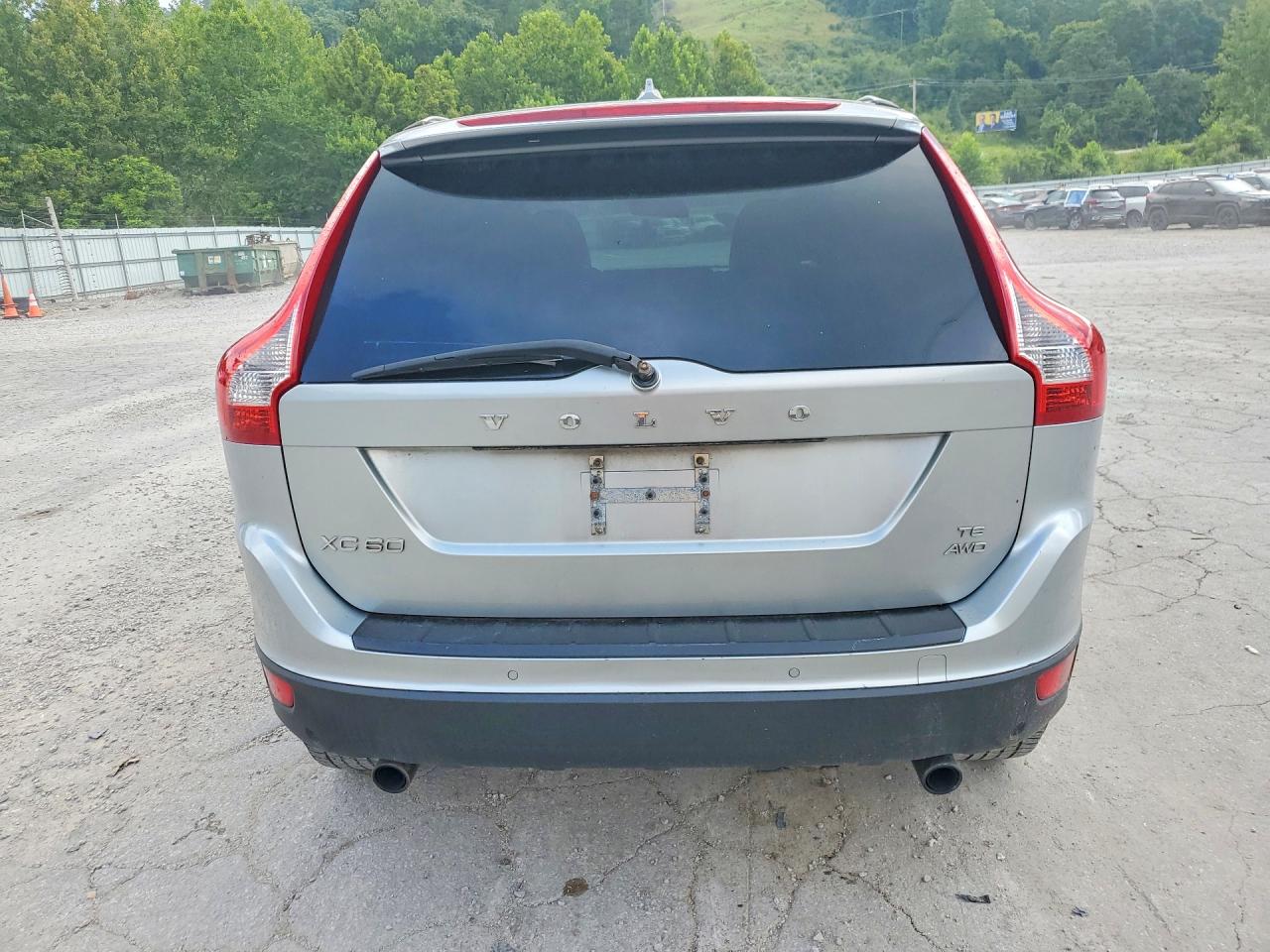 2011 Volvo Xc60 T6 Silver vin: YV4902DZ4B2216854