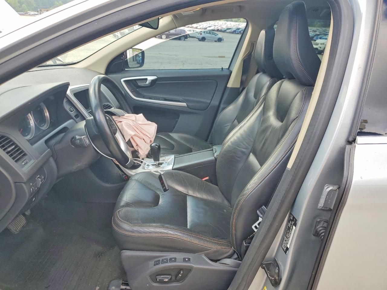 2011 Volvo Xc60 T6 Silver vin: YV4902DZ4B2216854