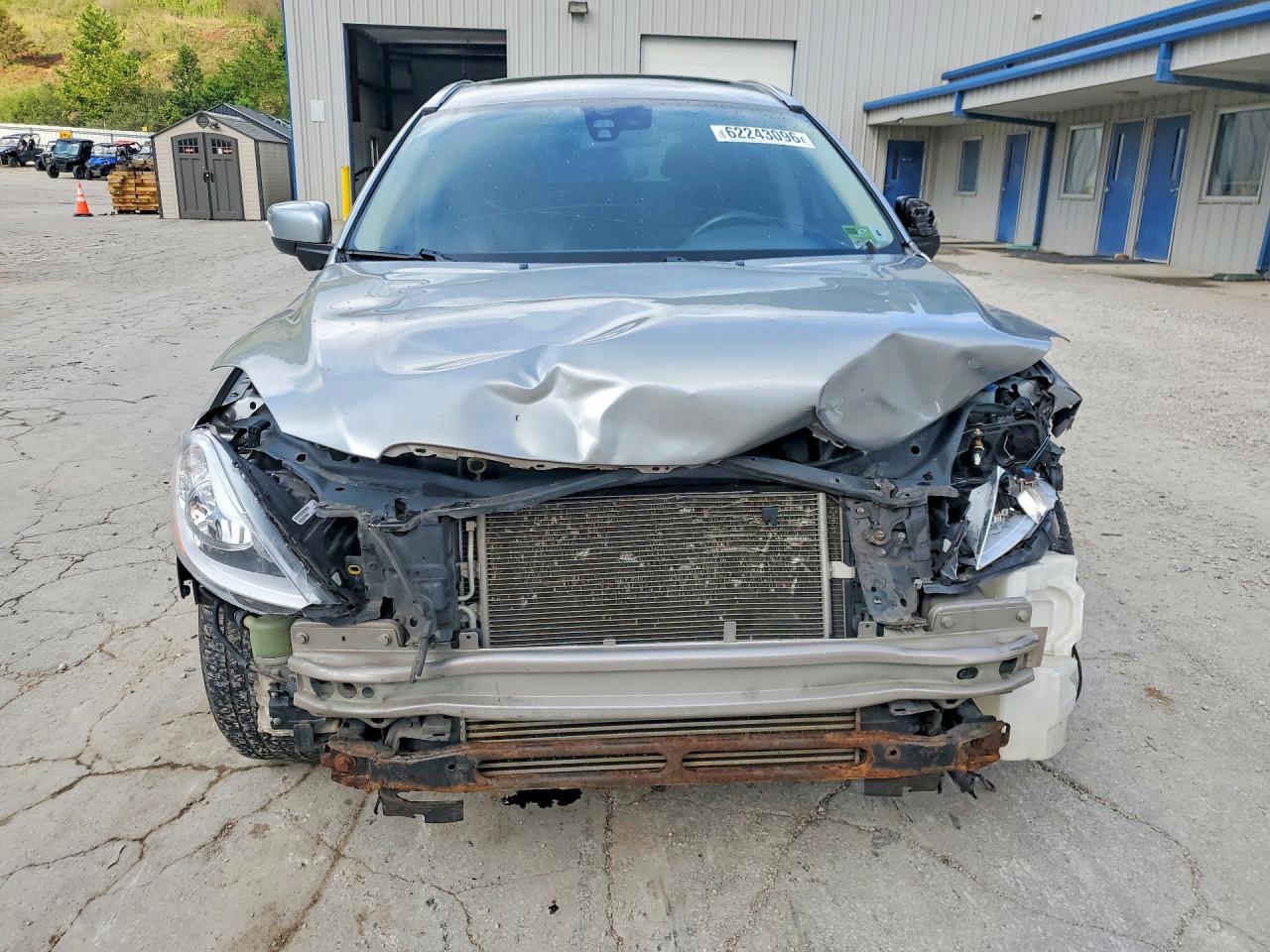 2011 Volvo Xc60 T6 Silver vin: YV4902DZ4B2216854