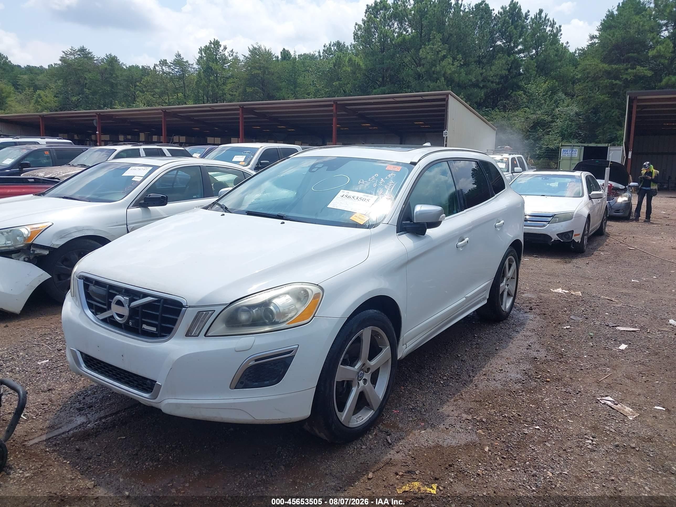 2012 Volvo Xc60 T6 R-design Platinum White vin: YV4902DZ4C2289126