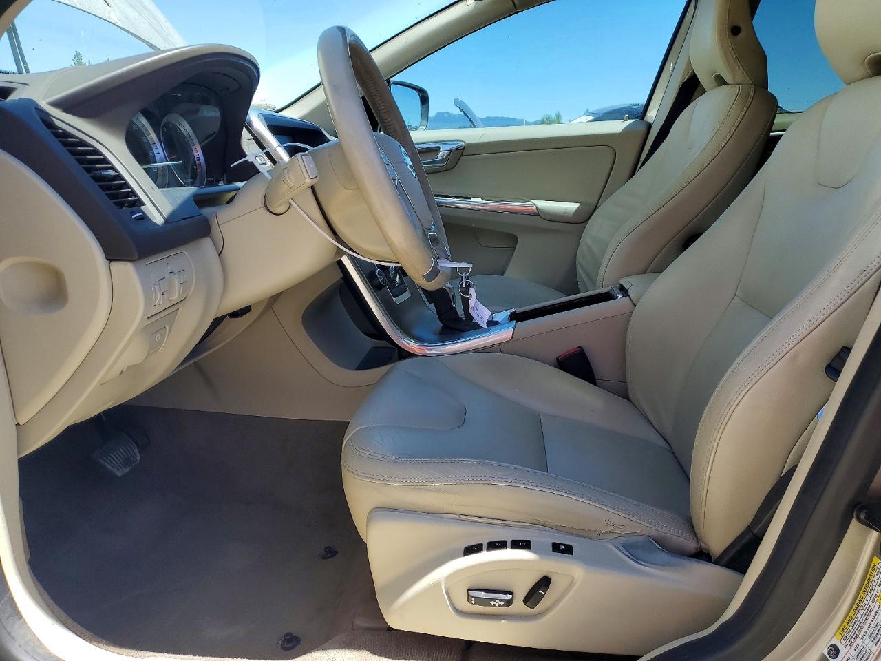 2013 Volvo Xc60 T6 Silver vin: YV4902DZ4D2389406