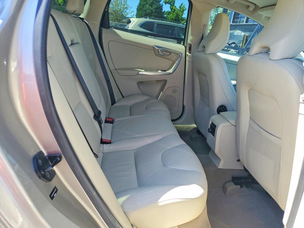 2013 Volvo Xc60 T6 Silver vin: YV4902DZ4D2389406