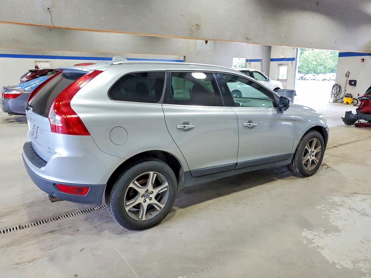 2013 Volvo Xc60 T6 Silver vin: YV4902DZ4D2440242