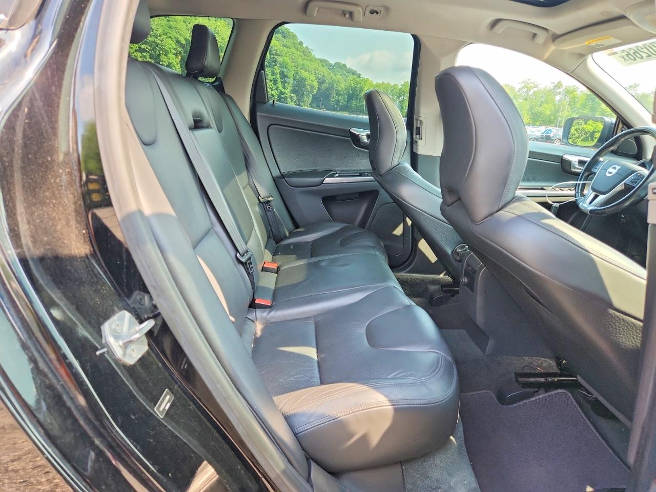 2014 Volvo Xc60 T6 Black vin: YV4902DZ4E2526104